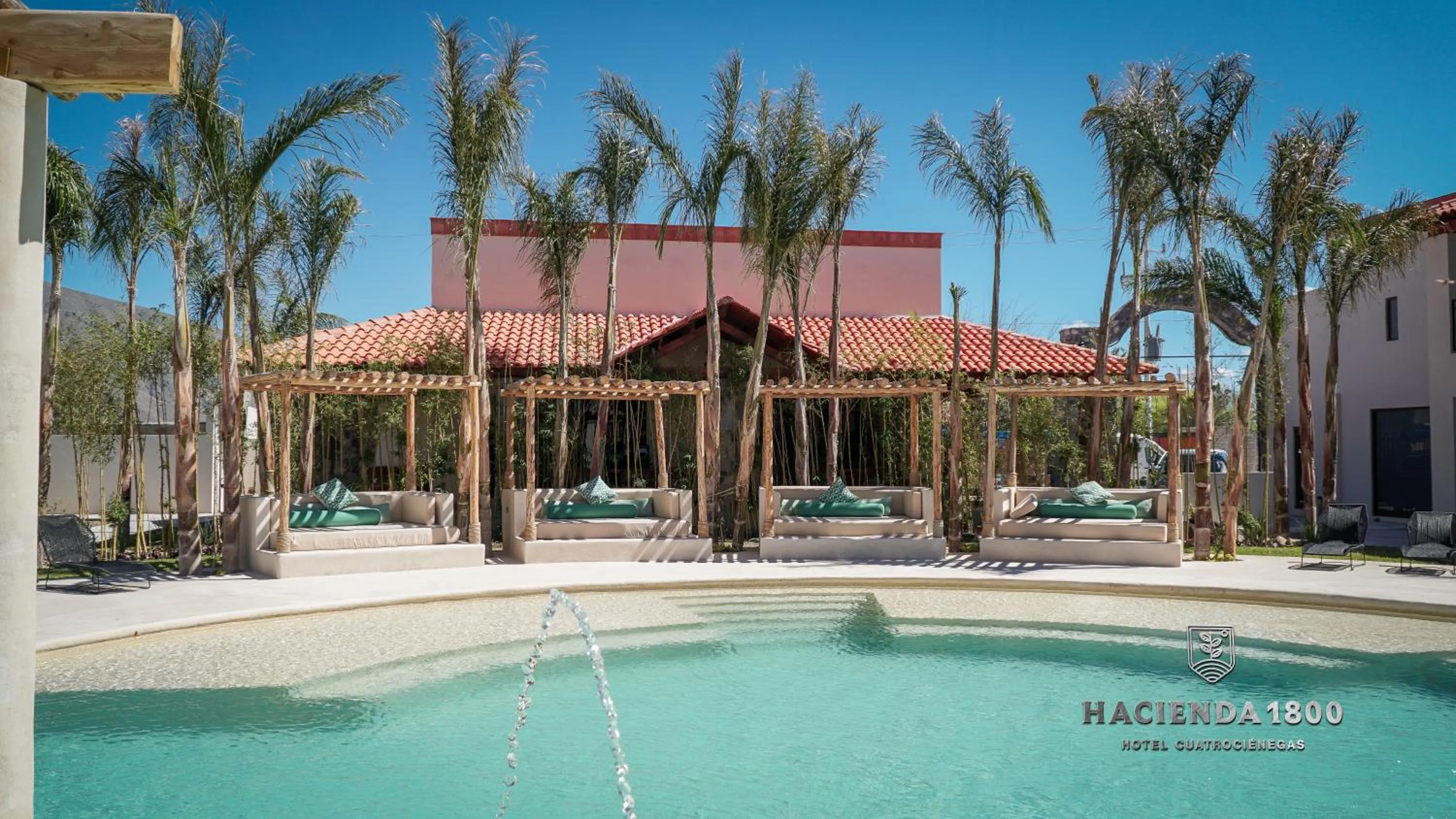 Property building in Hacienda 1800