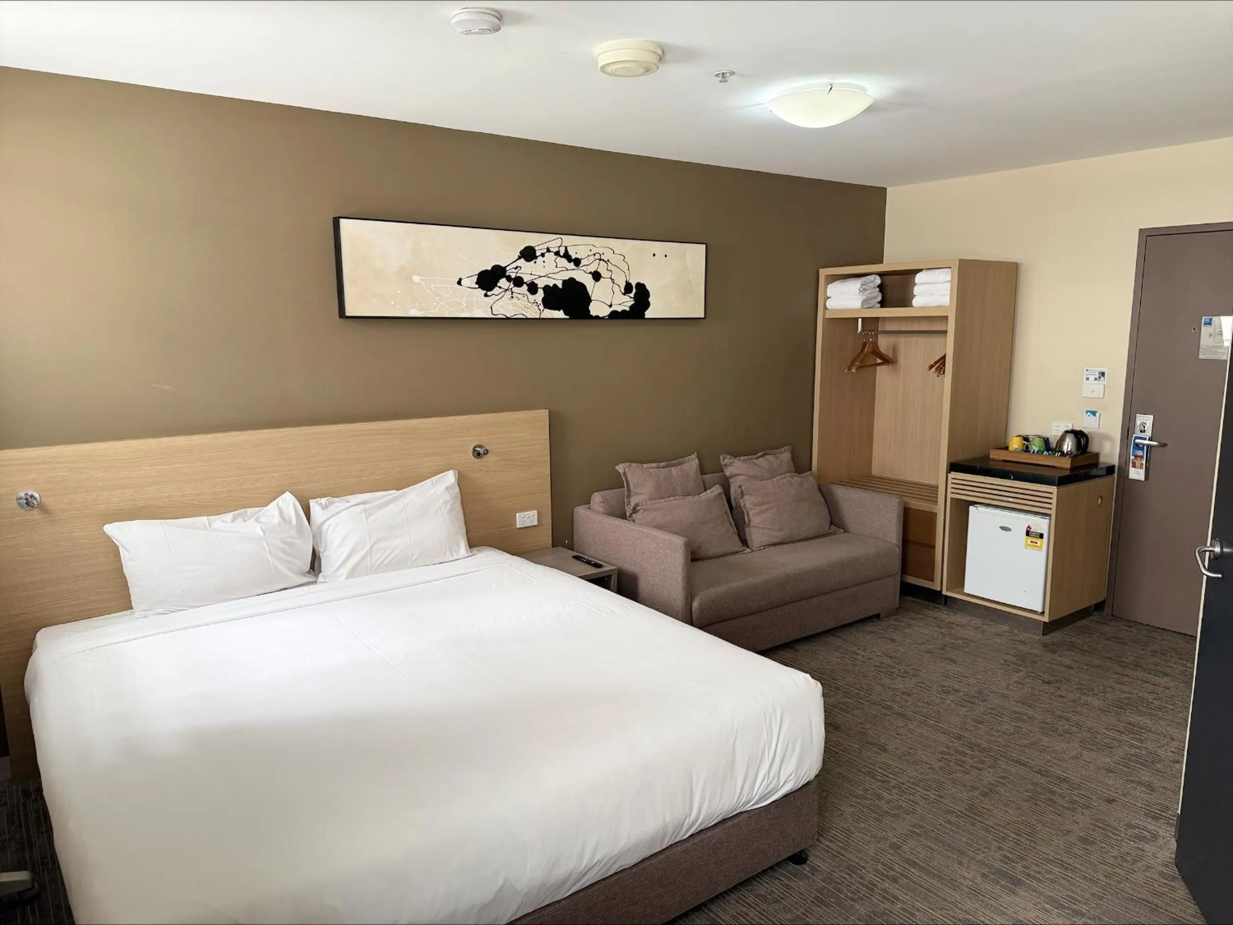 Photo of the whole room, Bed in ibis Budget - Melbourne CBD