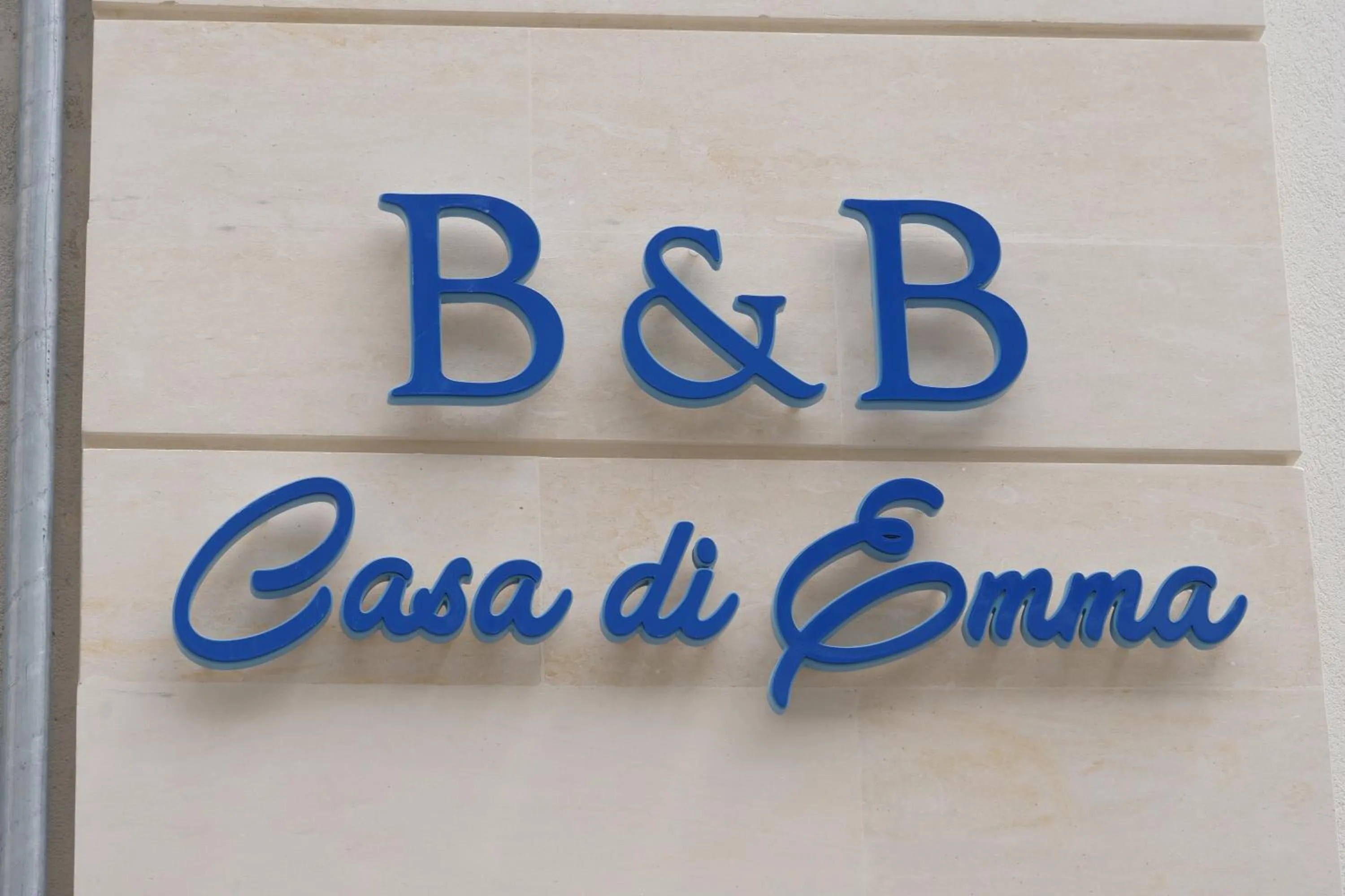 Property logo or sign in B&B Casa di Emma