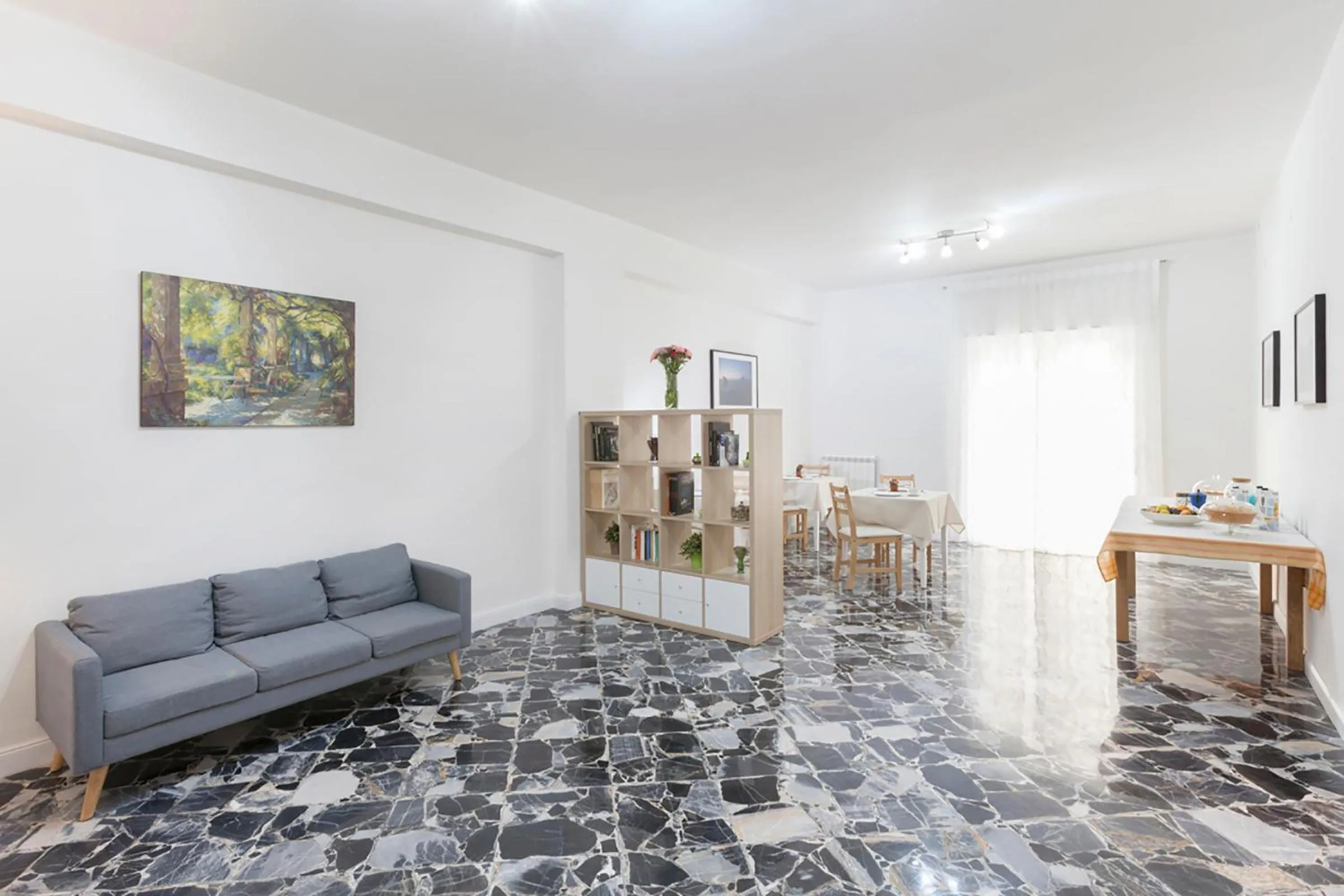 Communal lounge/ TV room in B&B La Primula