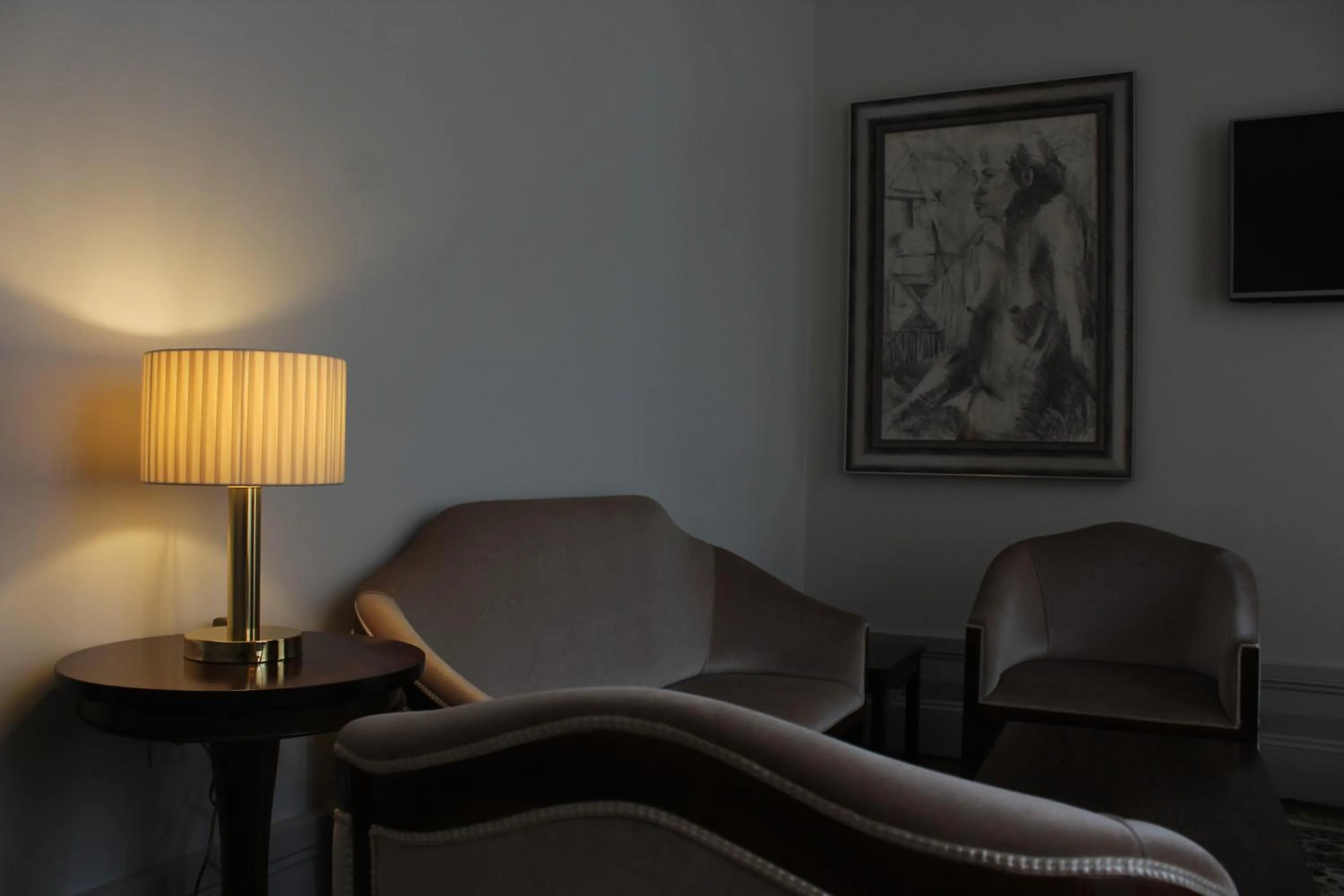 Seating area in Hotel Ibn-Arrik