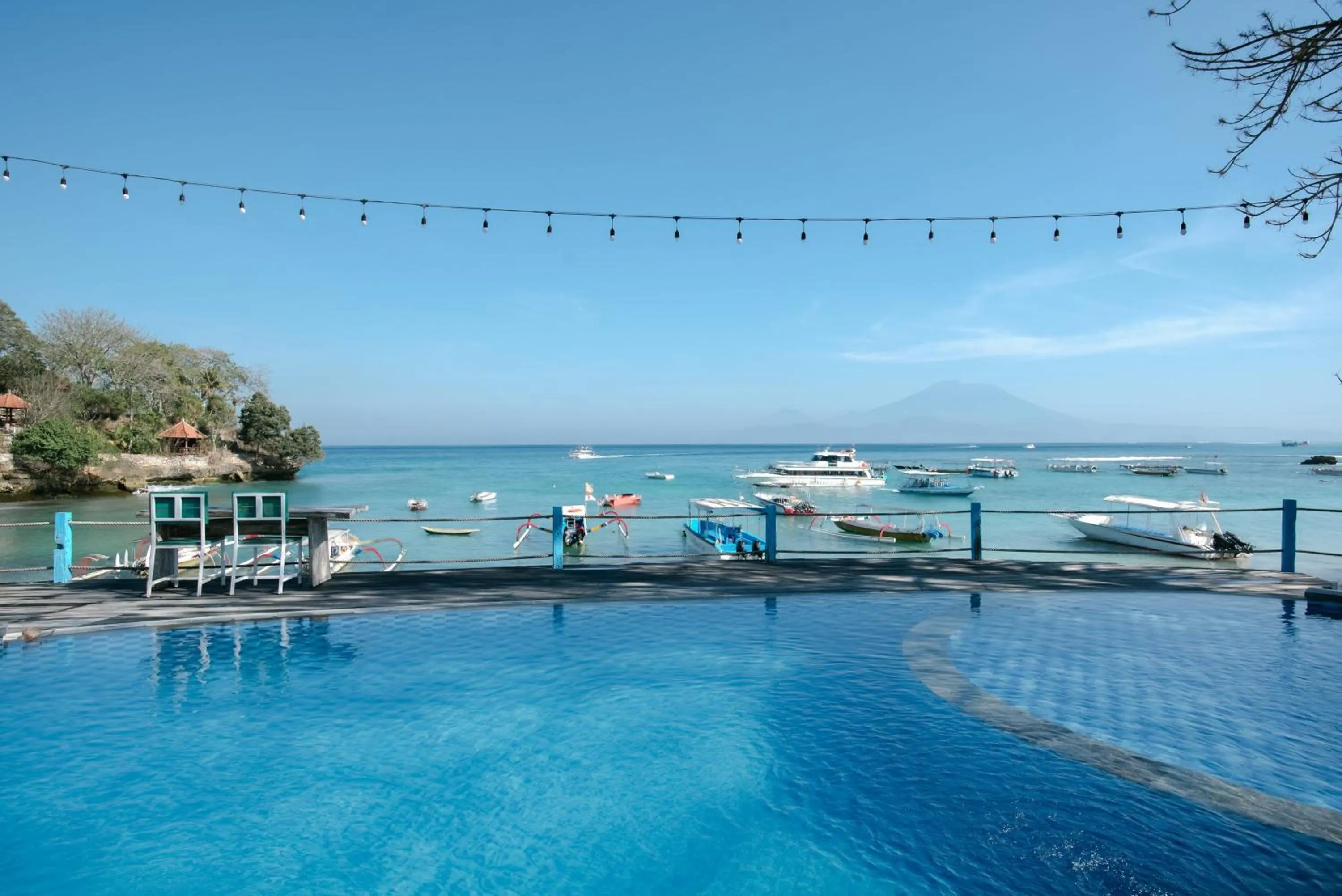 Swimming pool in Le Nusa Beach Club