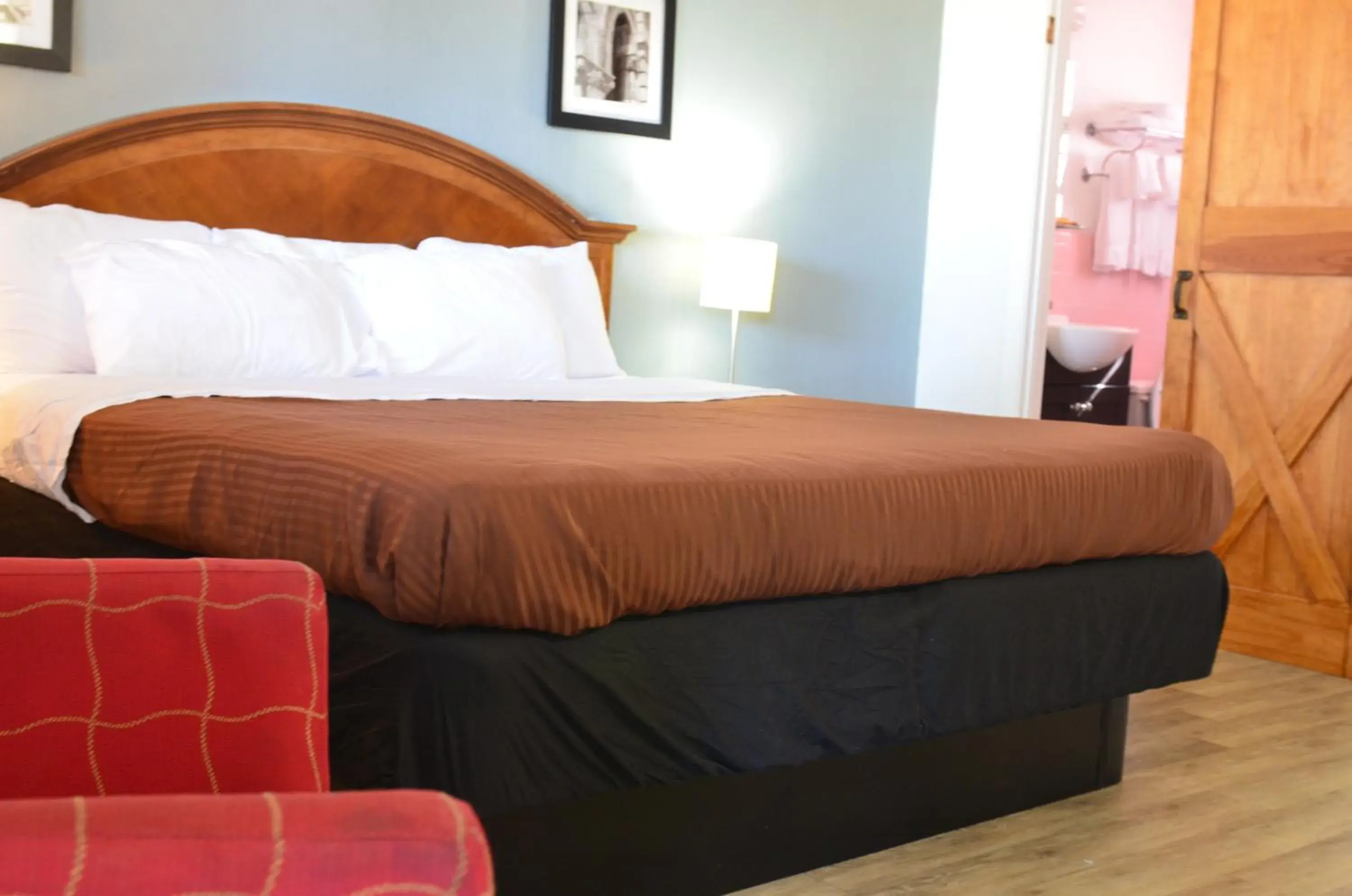 King Room in The Oak Motel King Room in The Oak Motel