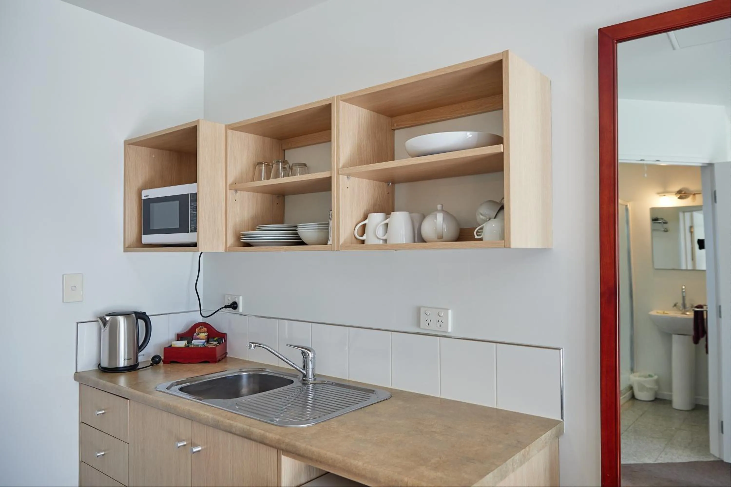 Kitchen or kitchenette in Kaikoura Quality Suites