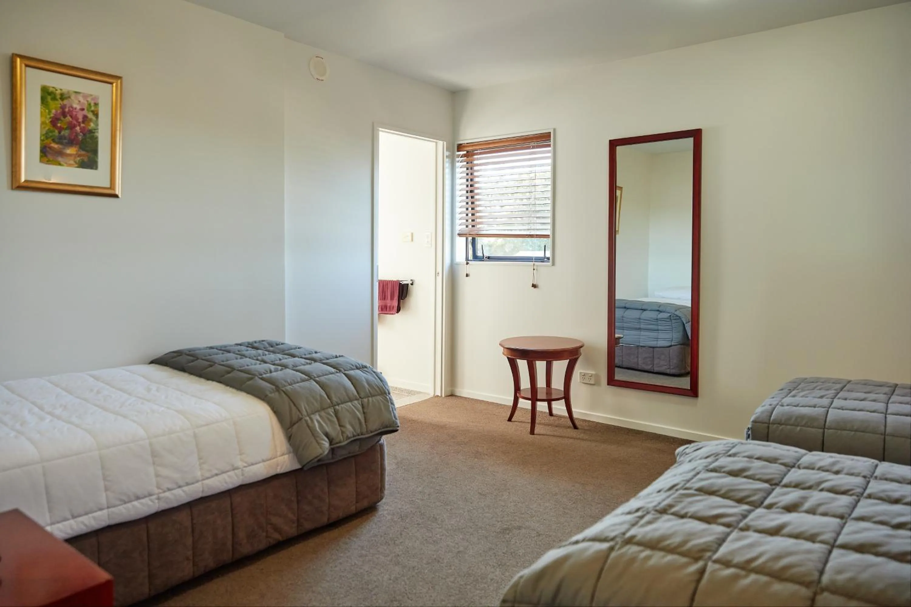 Bedroom, Bed in Kaikoura Quality Suites