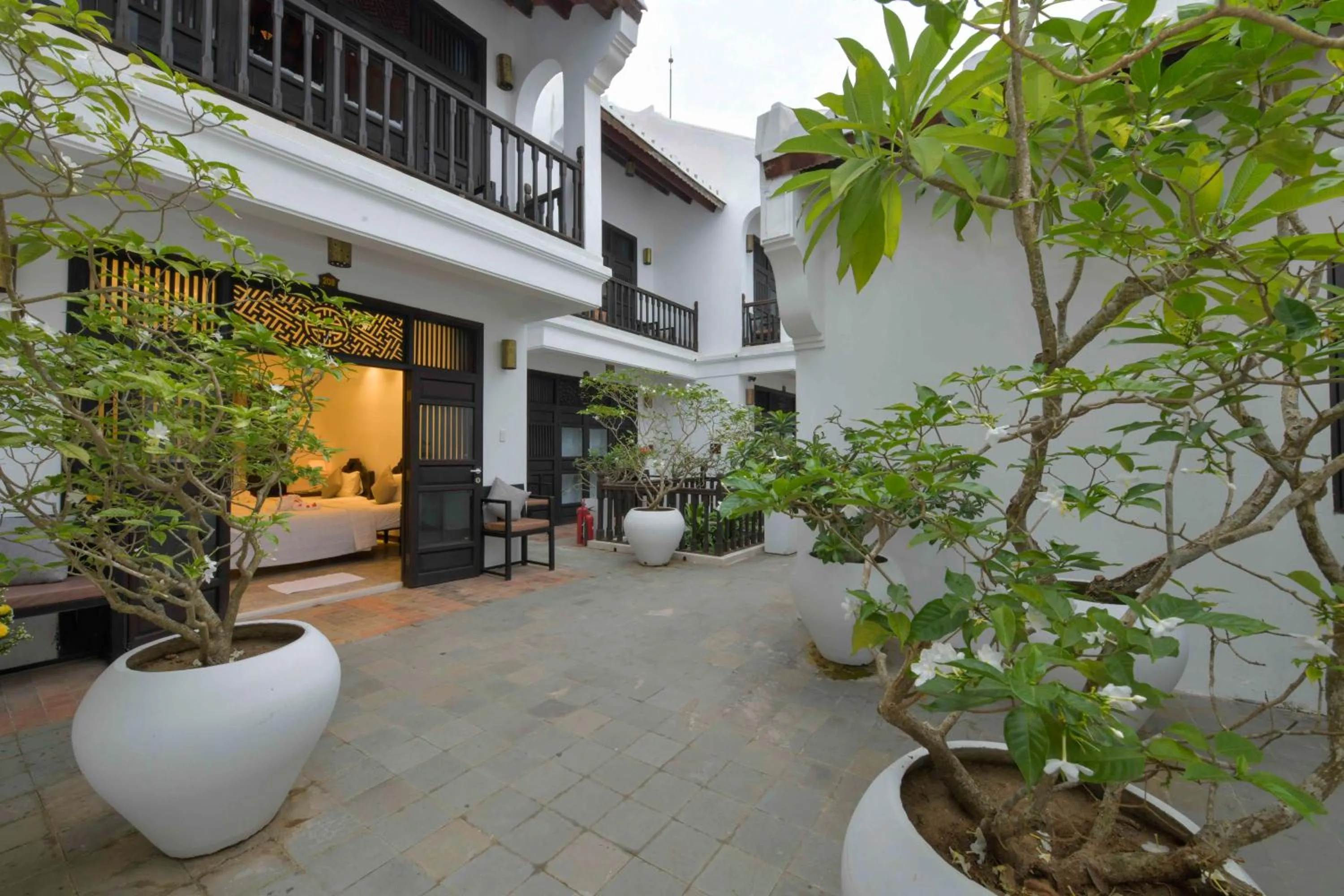 Patio in Hoi An Ancient House Resort & Spa