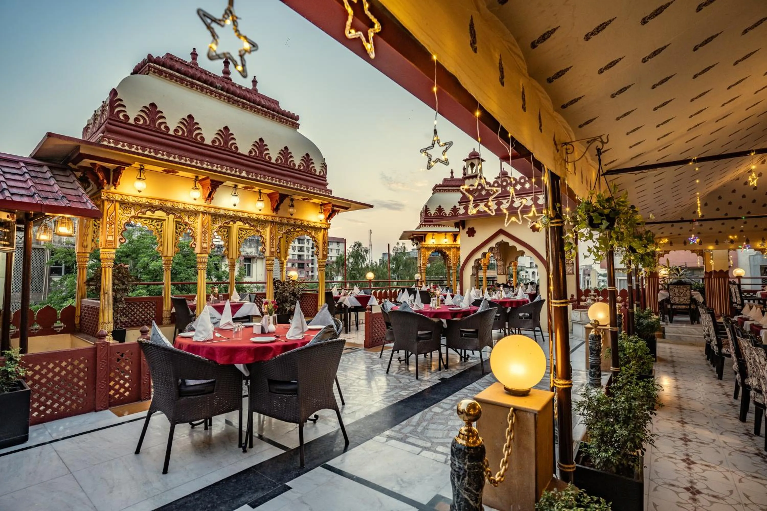 Restaurant/places to eat in Umaid Bhawan - A Heritage Style Boutique Hotel