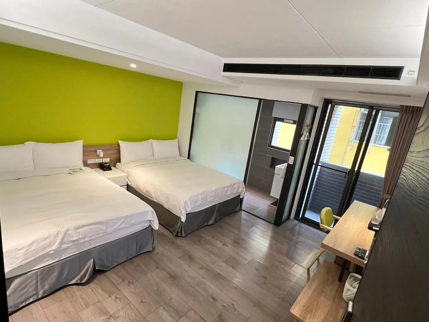 Bed in Greenight Hotel