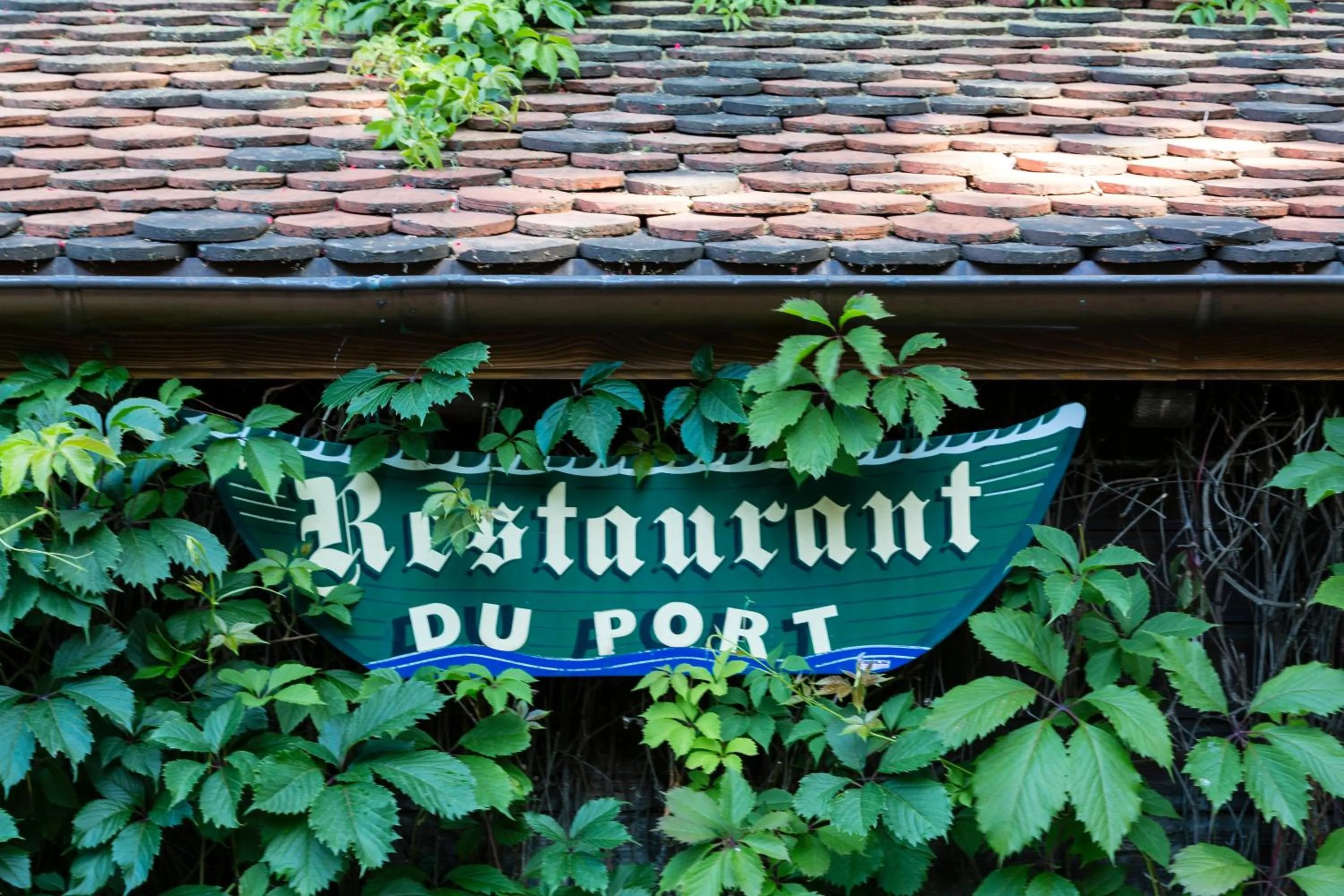 Restaurant/places to eat in Hôtel Restaurant Du Port