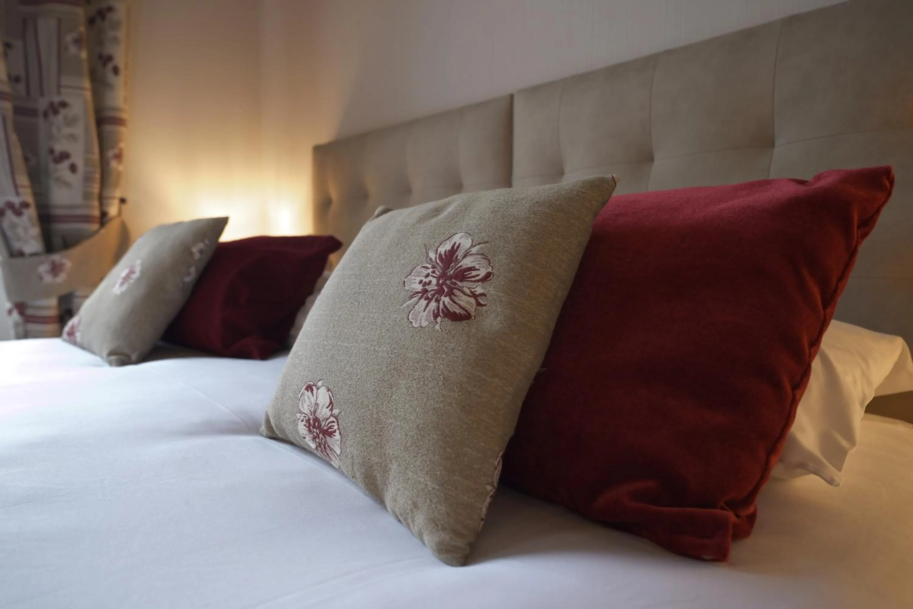 Bed in Hôtel Wilson - Teritoria