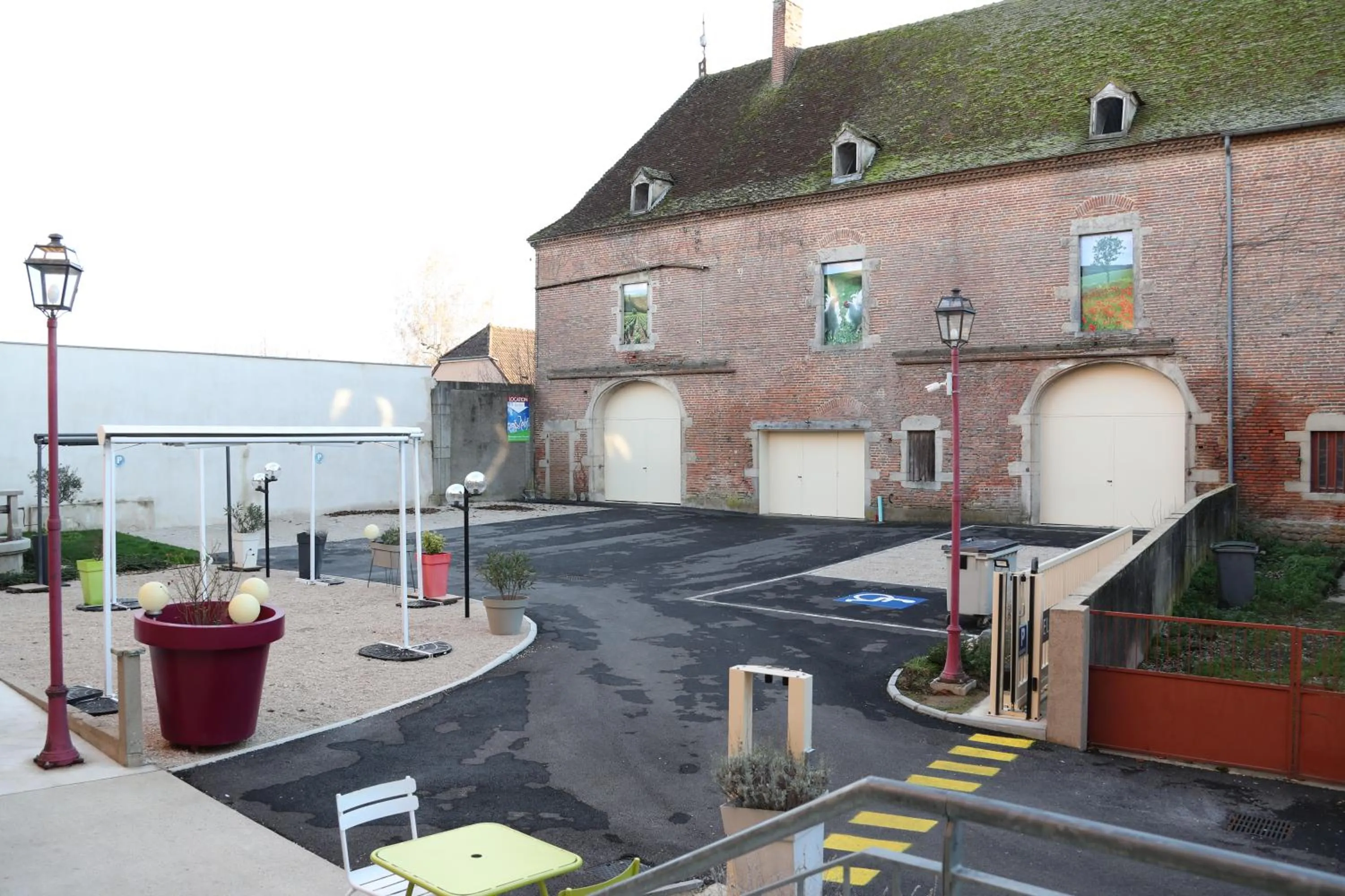 Logis Hostellerie Bressane