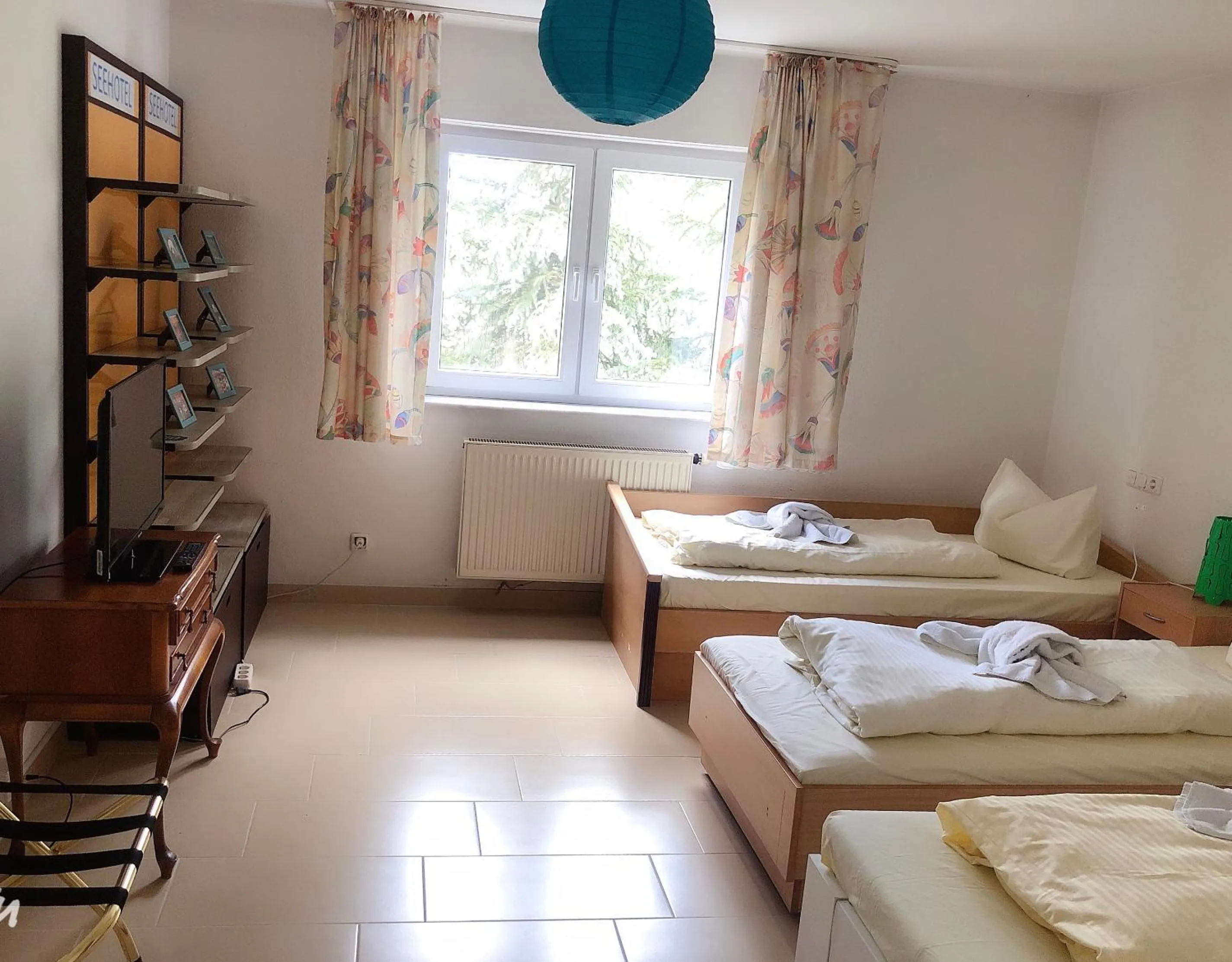 Bedroom, Bed in Seehotel Luisenhof