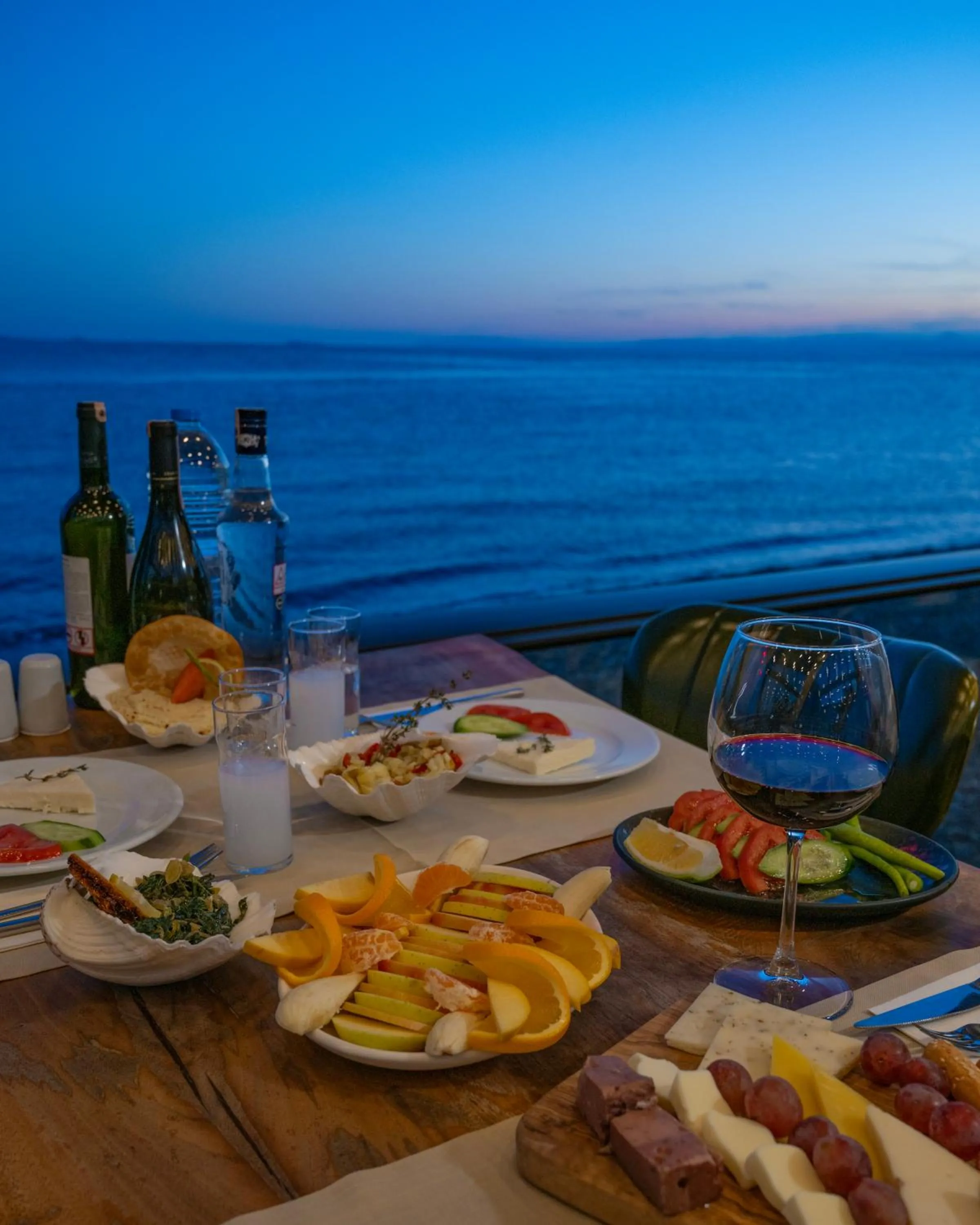 Restaurant/places to eat in Kayalar Blue Beach Hotel