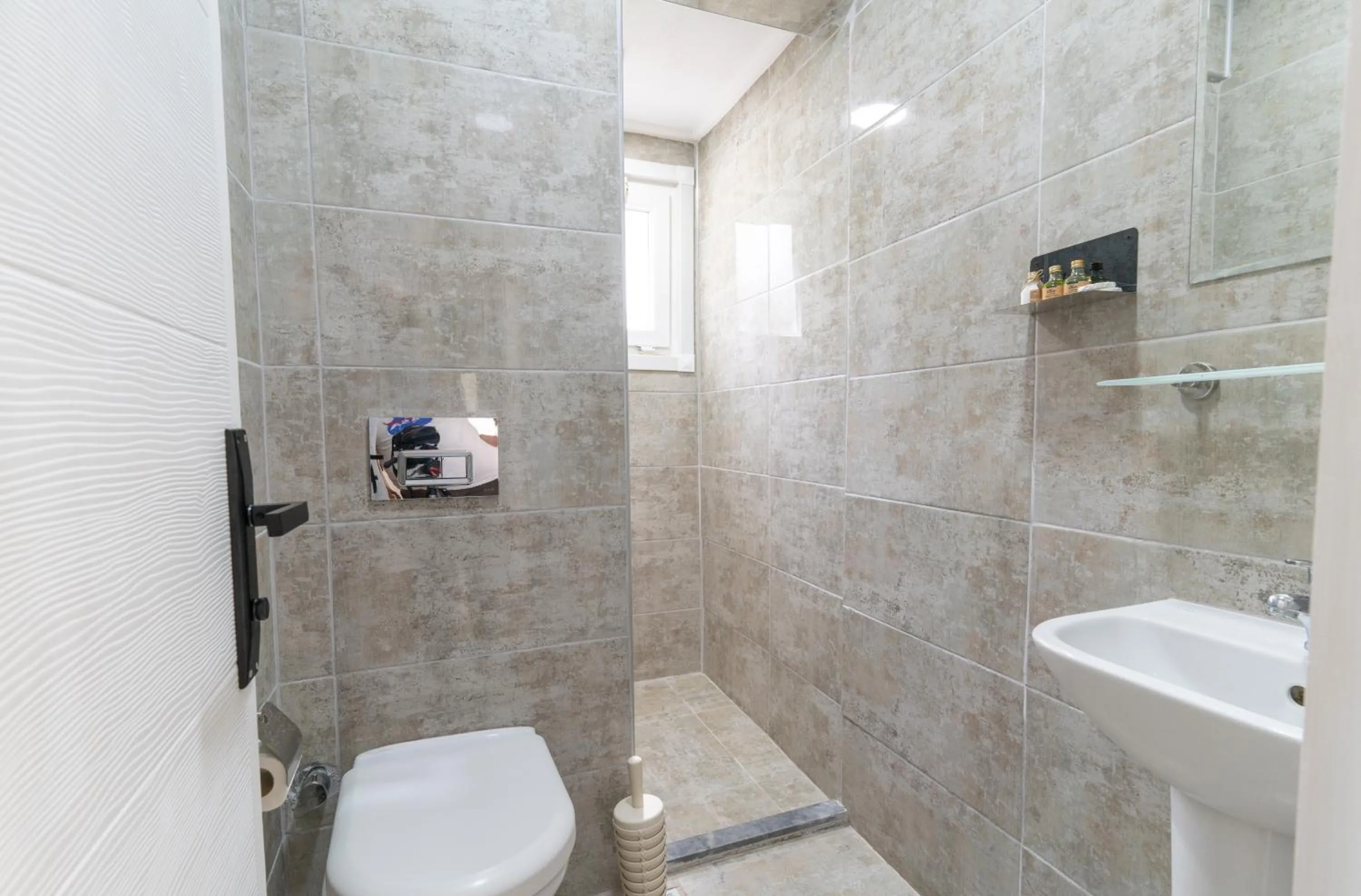 Bathroom in Kayalar Blue Beach Hotel