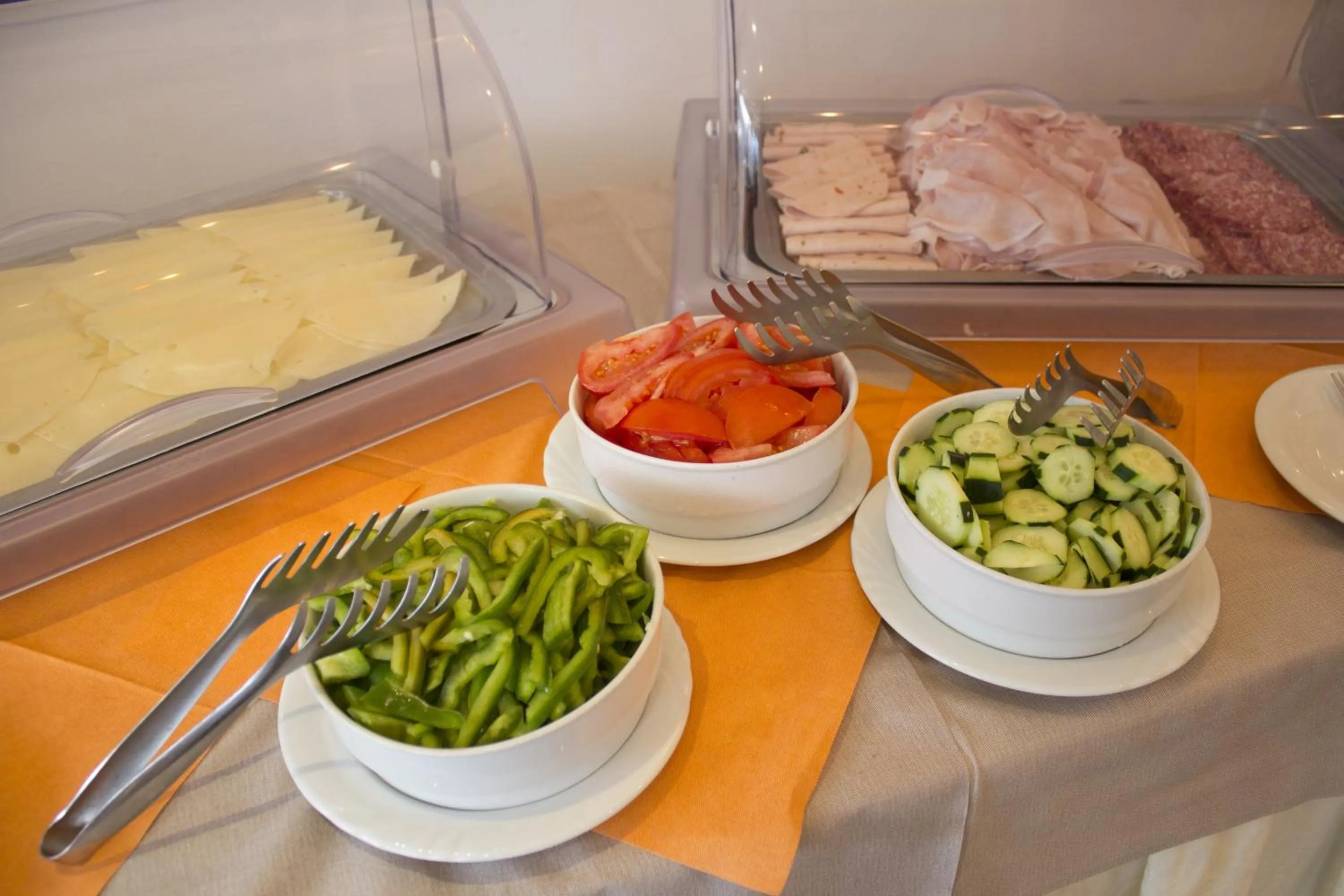 Continental breakfast in Surf Hotel Pier - Montagnoli Group