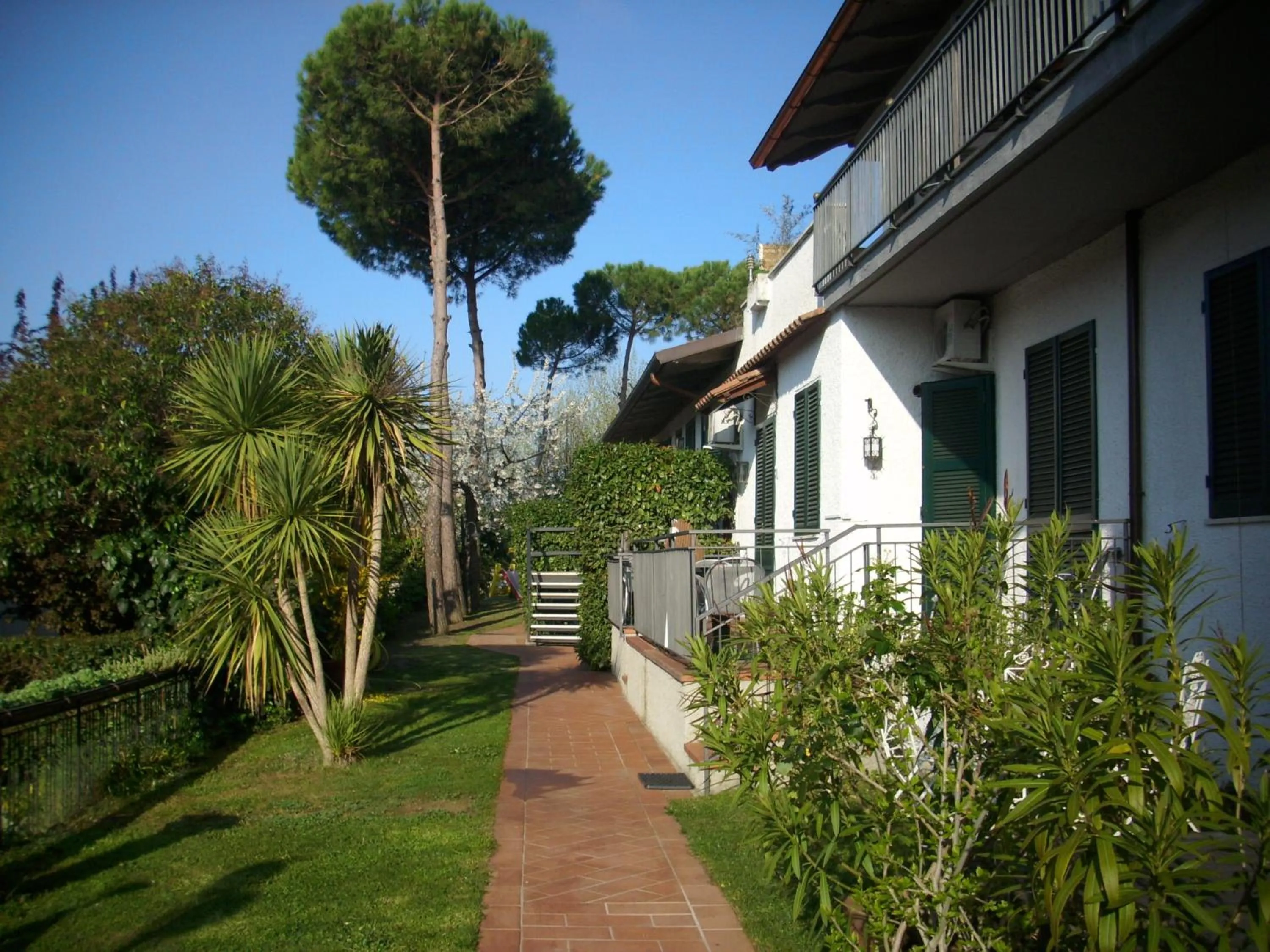 Property building in Residence Al Lago