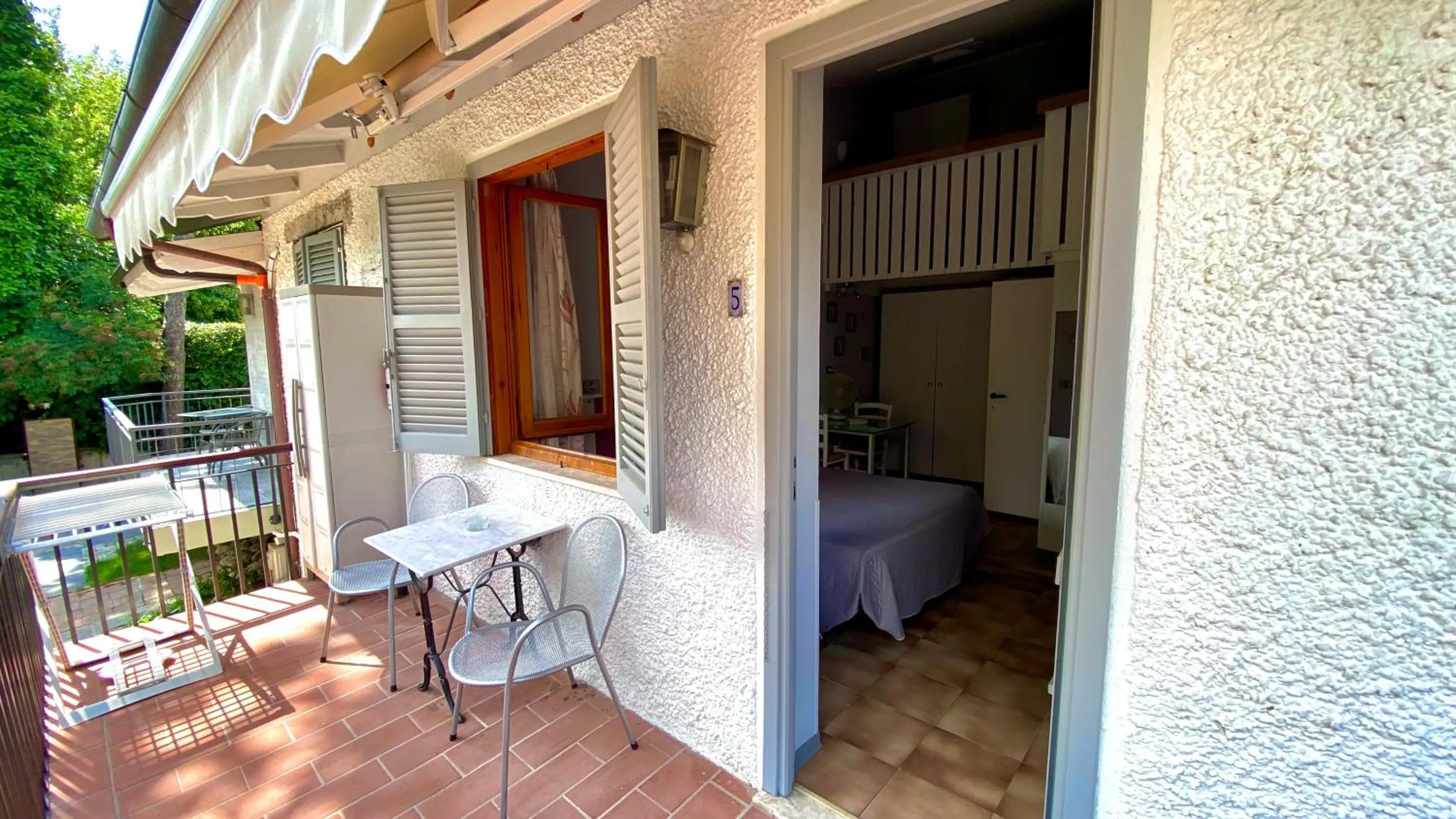 Patio in Residence Al Lago