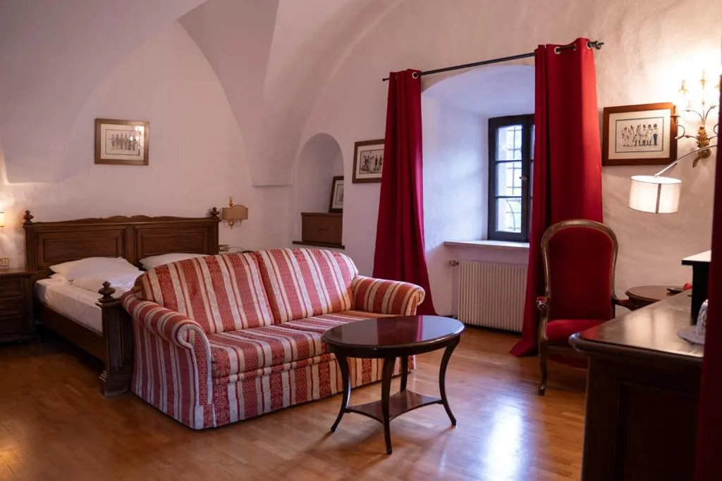 Photo of the whole room, Bed in Hotel Castel Rundegg (Adults Only)