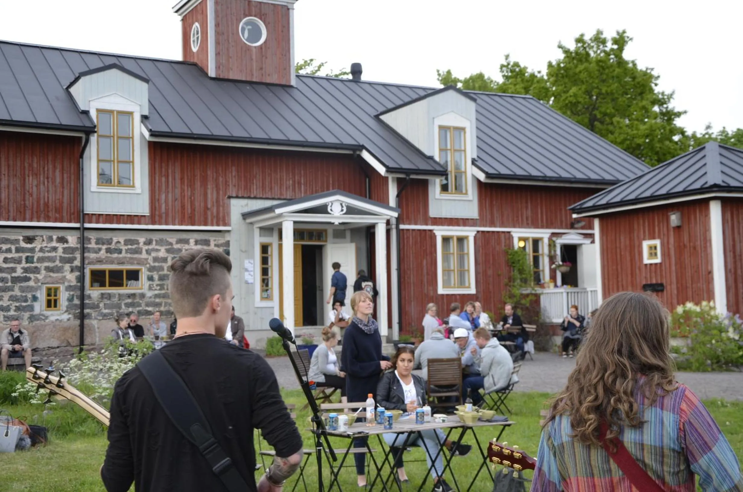 Property building in Hotel Nestor & Restaurant Back Pocket