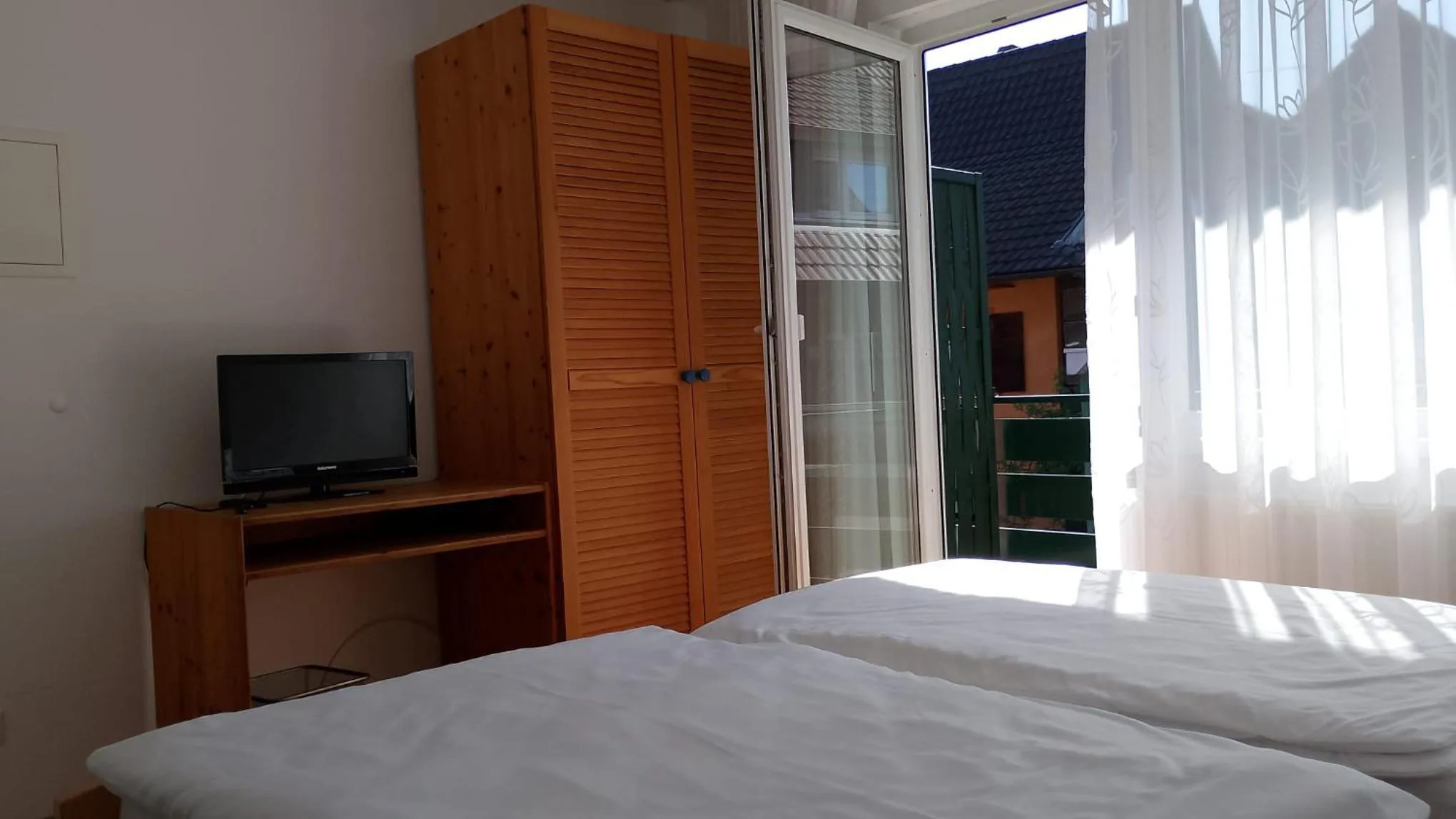 Bed in Hotel Zum Rebstock