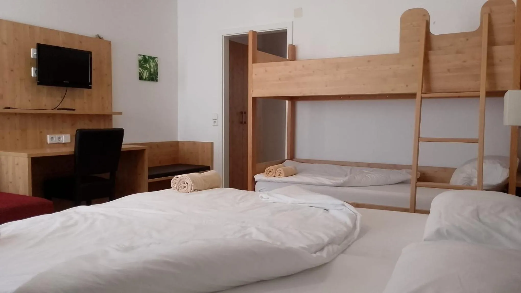 Bed in Hotel Zum Rebstock