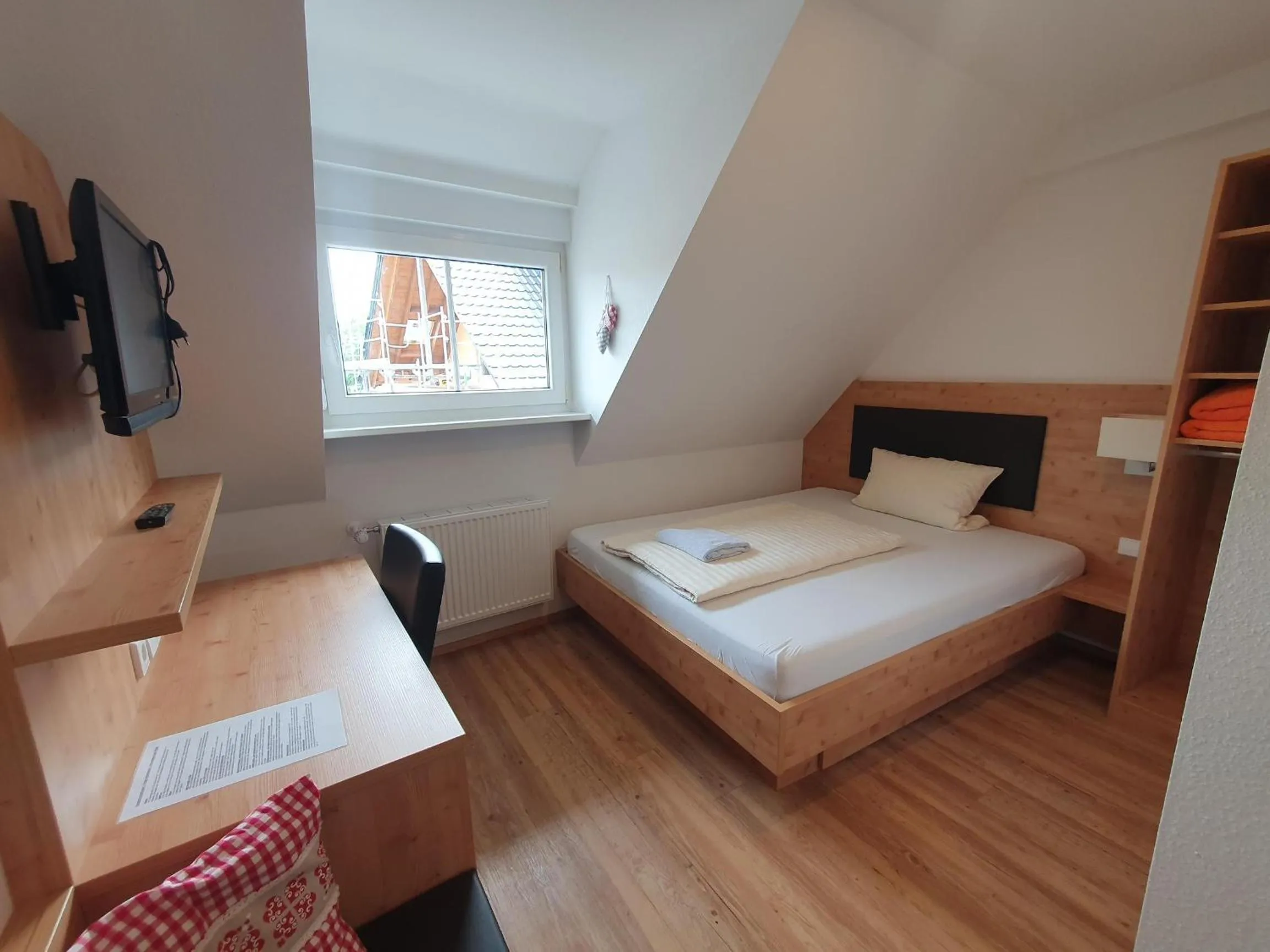 Bed in Hotel Zum Rebstock