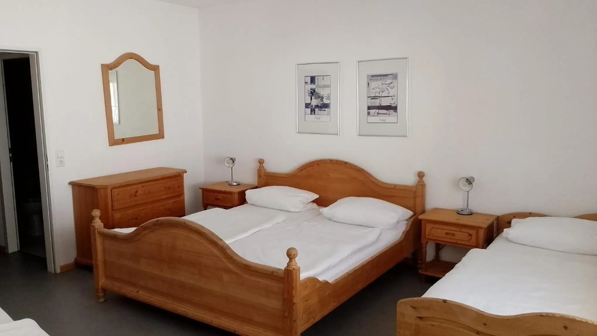 Bed in Hotel Zum Rebstock