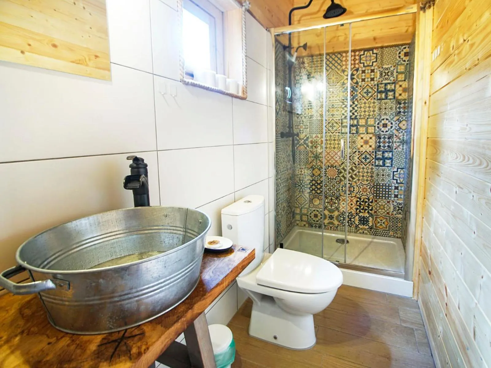 Shower in Osada Pstrąga