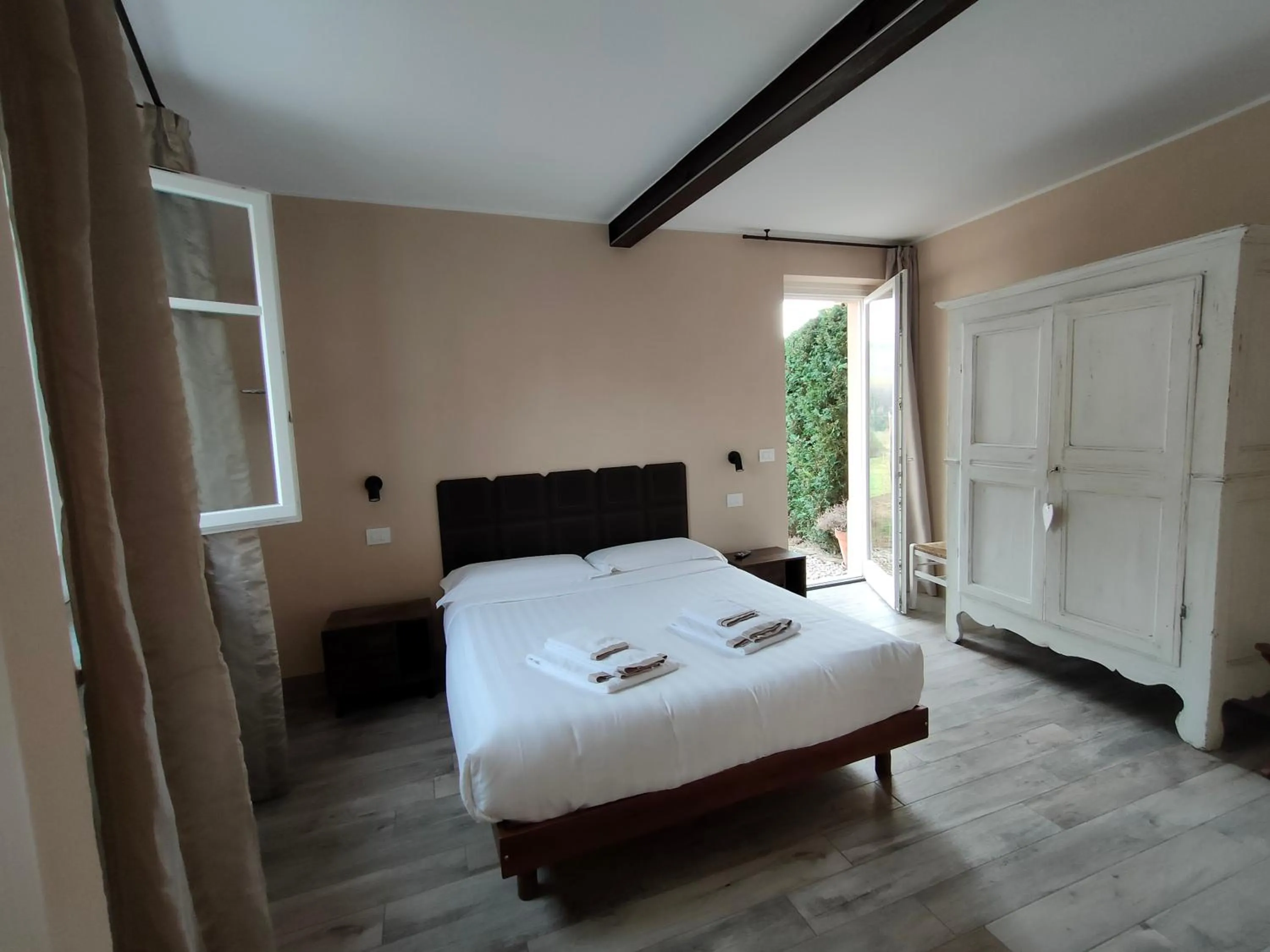 Bedroom, Bed in Cascina BELLONUOVO