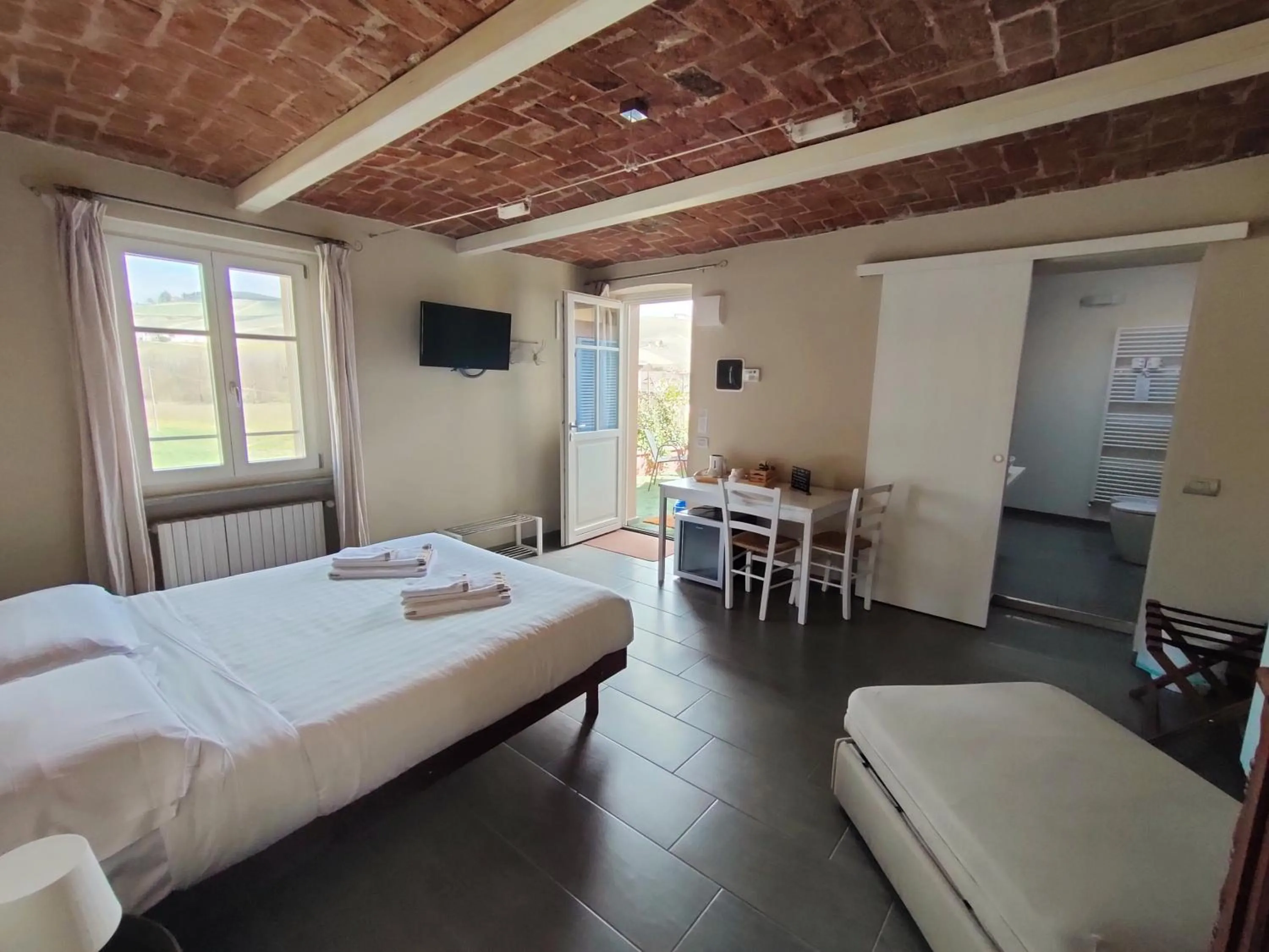 Bedroom, Bed in Cascina BELLONUOVO