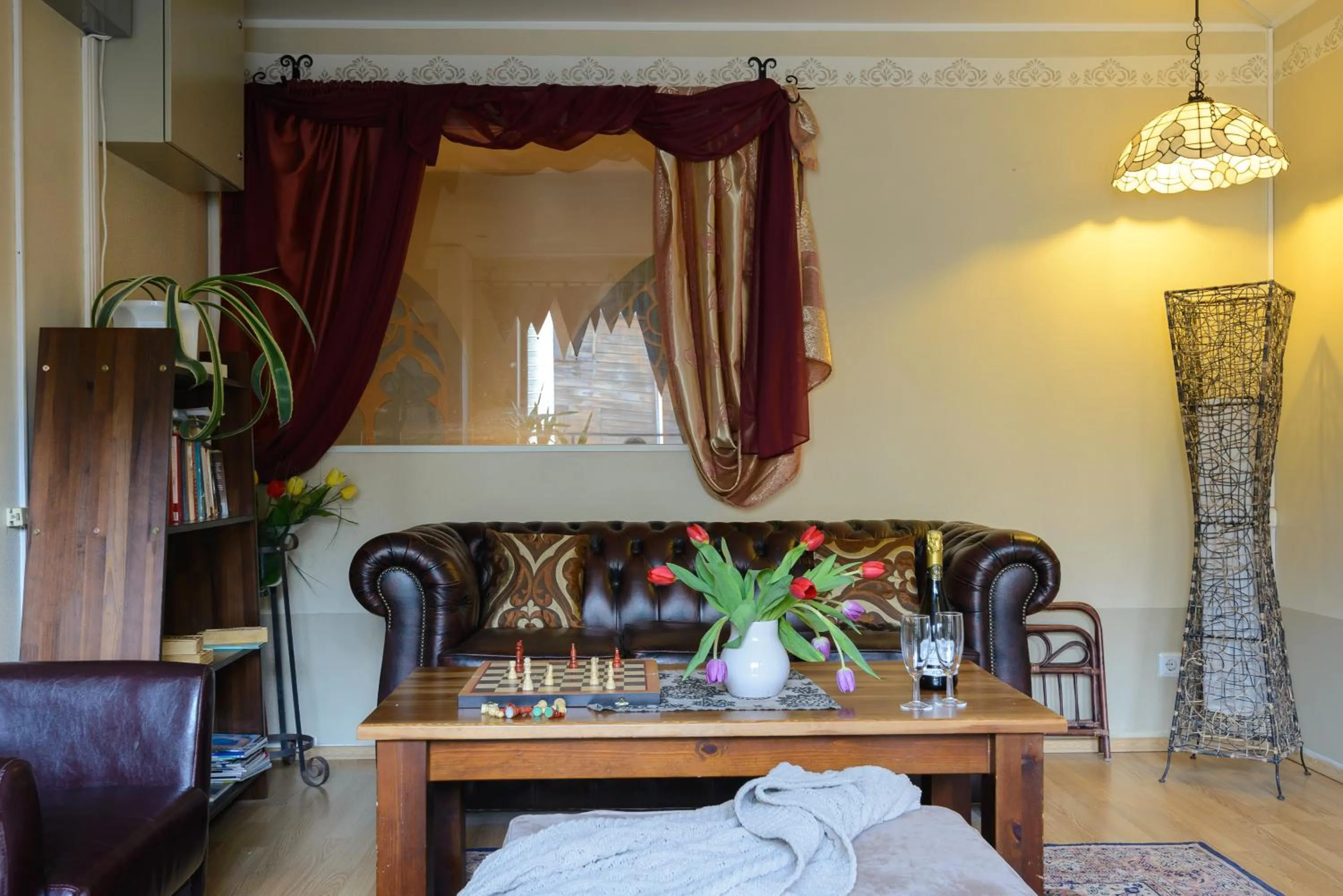 Area and facilities in Hansalinn