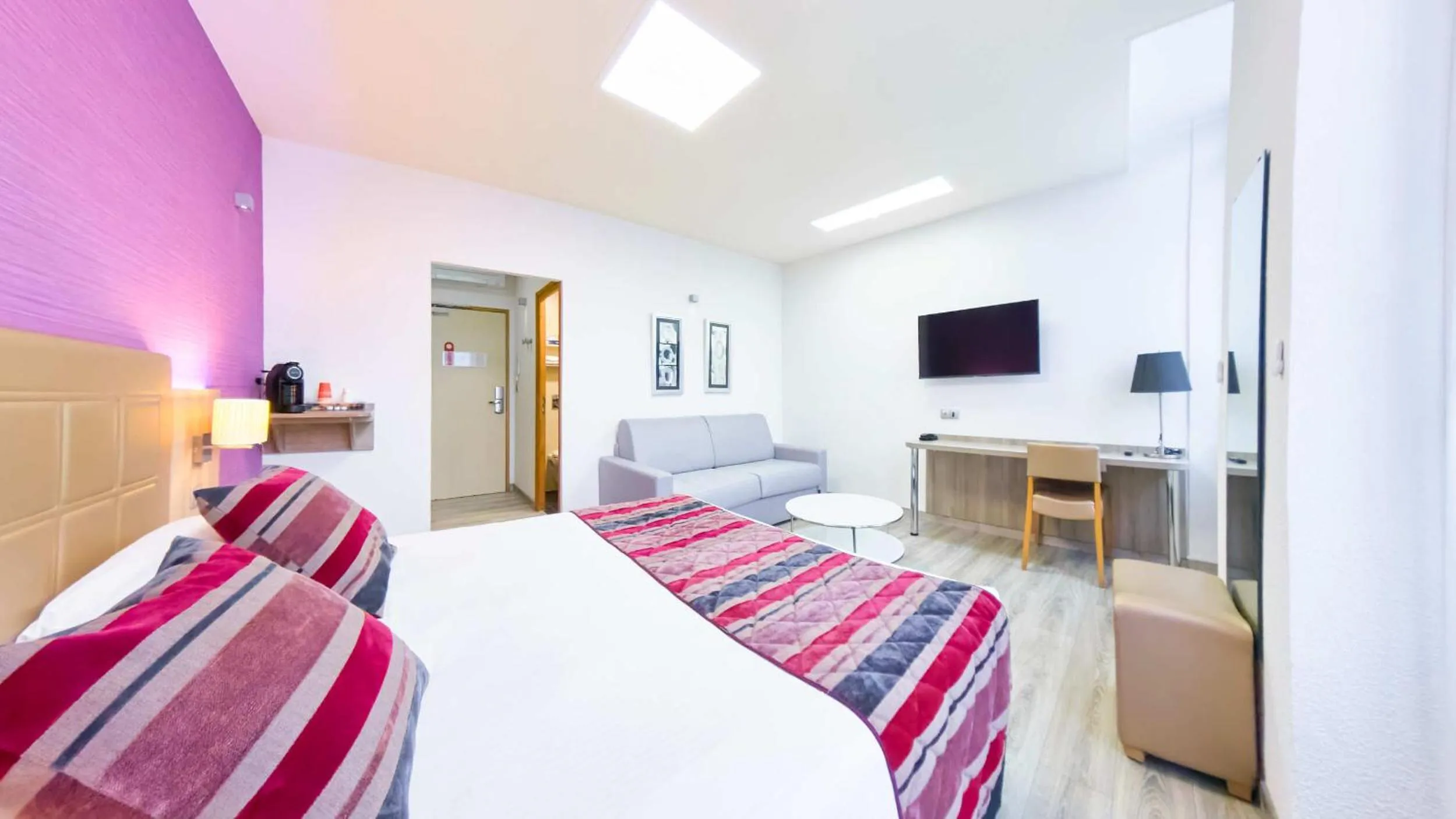 Bed in The Originals City, Archotel, Sens