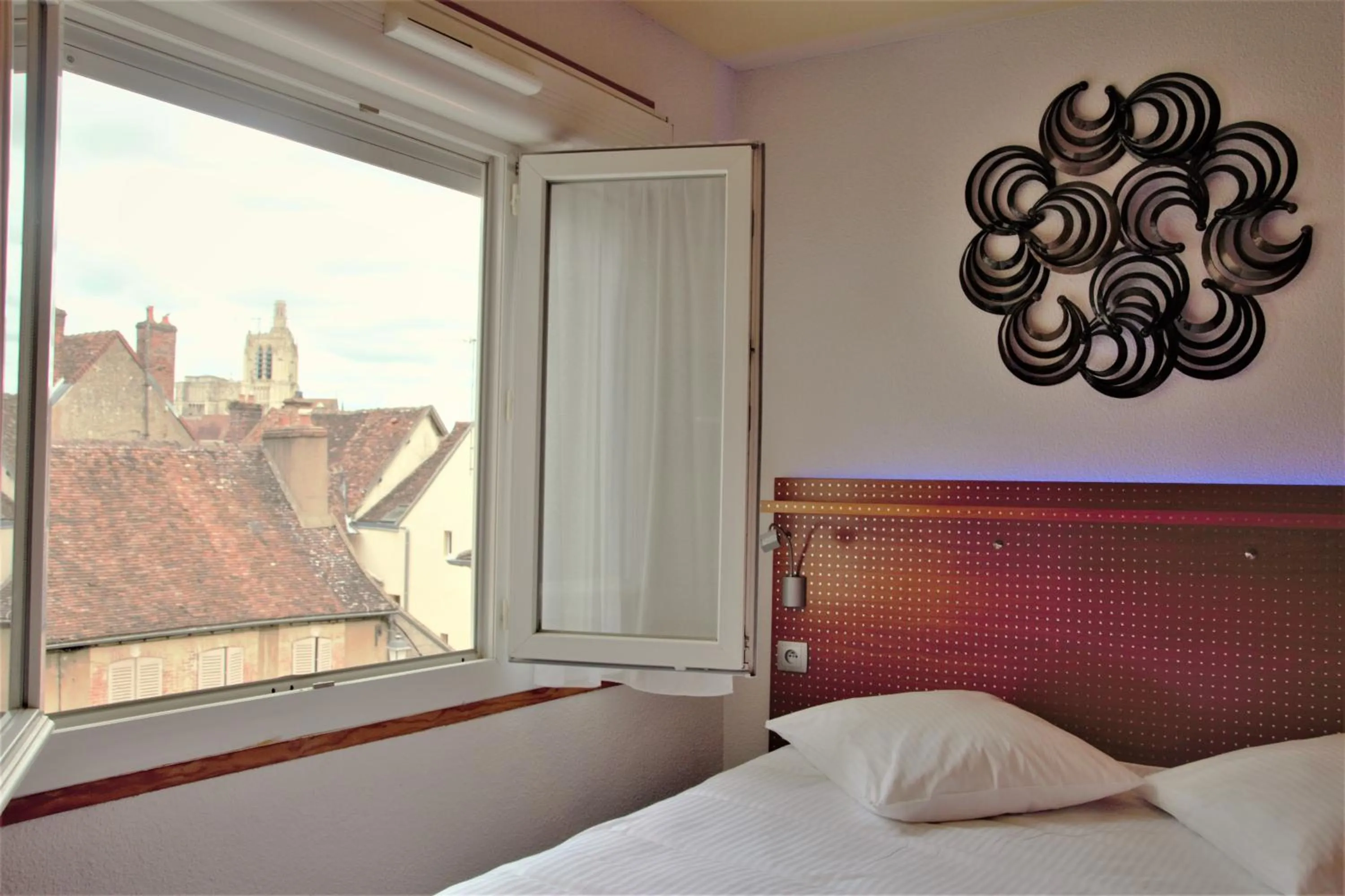 Bedroom, Bed in The Originals City, Archotel, Sens