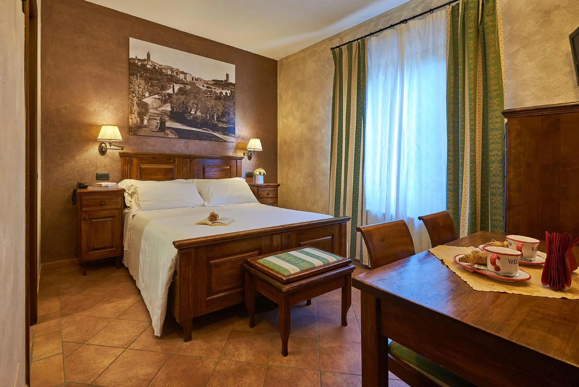 Photo of the whole room, Bed in Casanova - Wellness Center La Grotta Etrusca