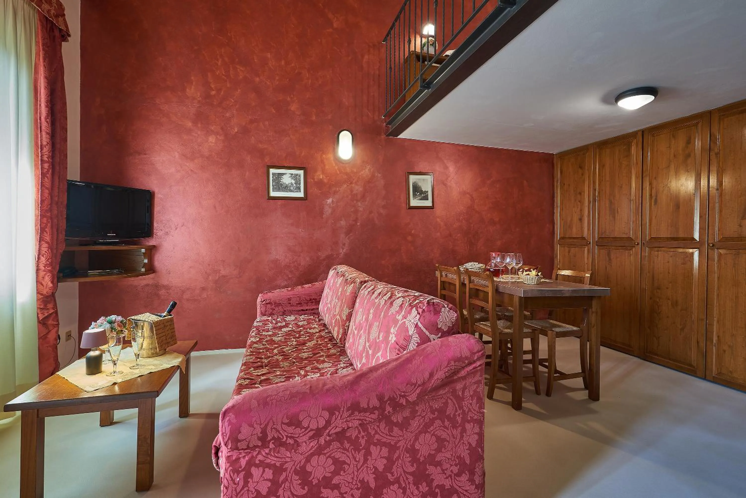 Photo of the whole room in Casanova - Wellness Center La Grotta Etrusca