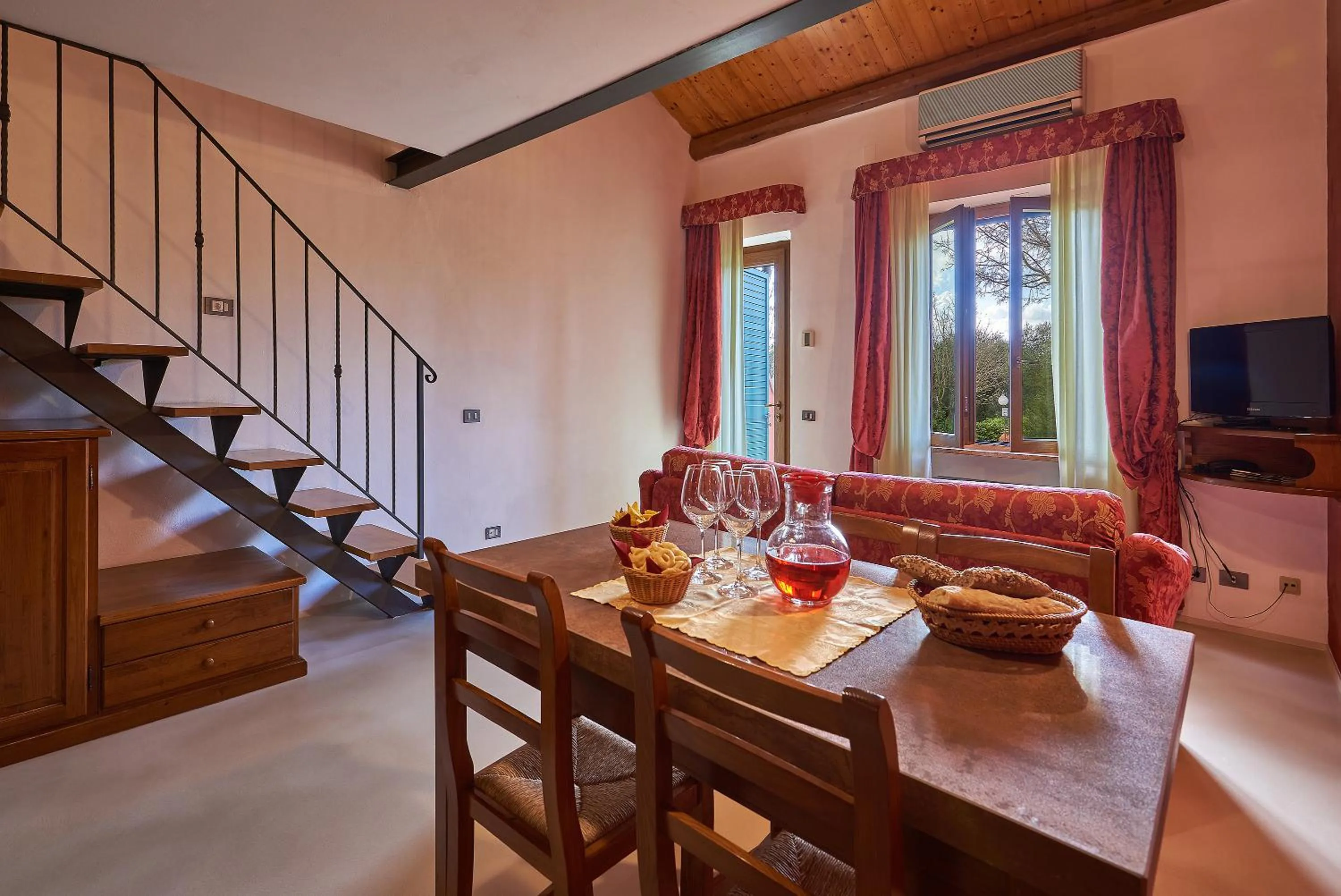 Photo of the whole room in Casanova - Wellness Center La Grotta Etrusca