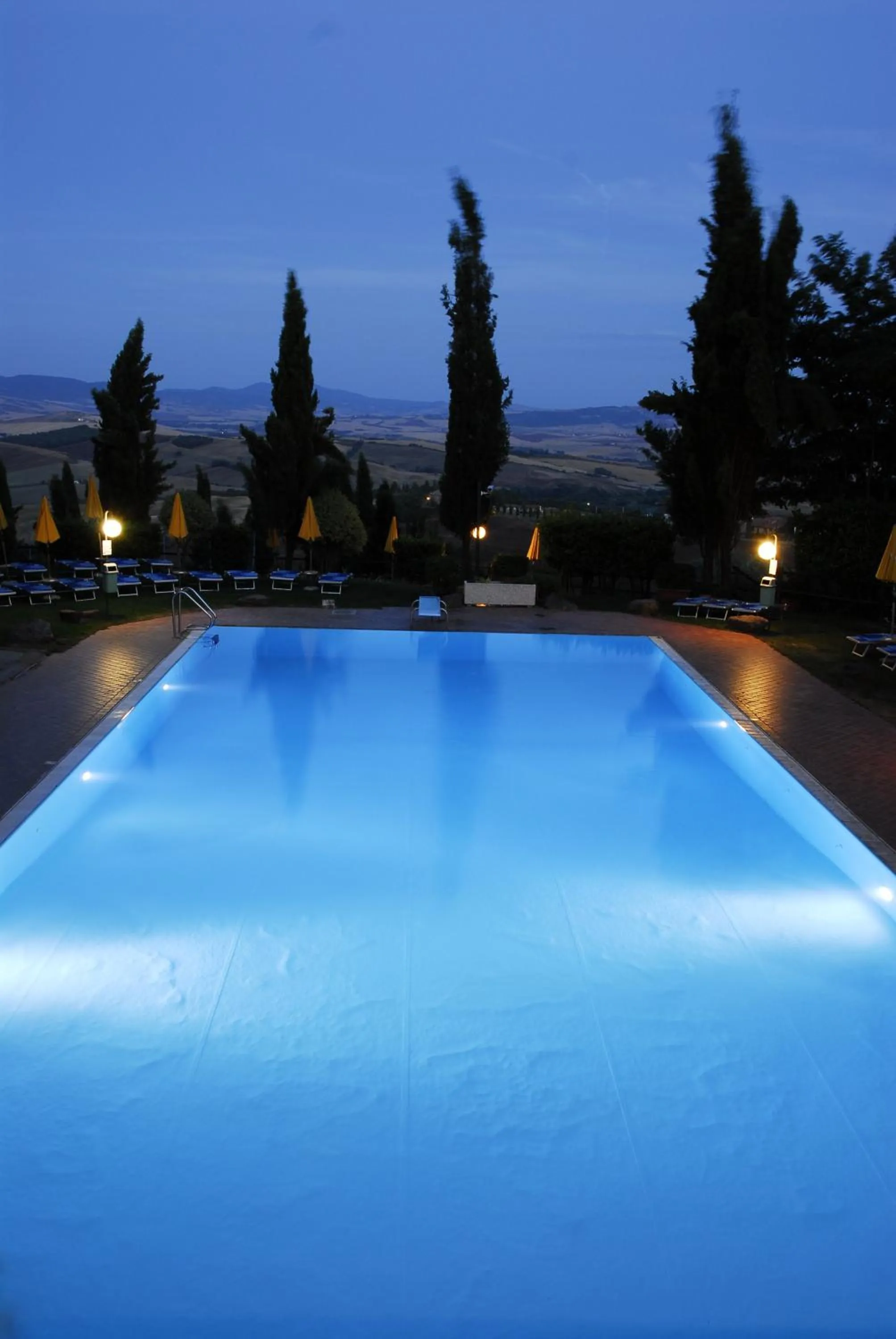 Swimming pool in Casanova - Wellness Center La Grotta Etrusca