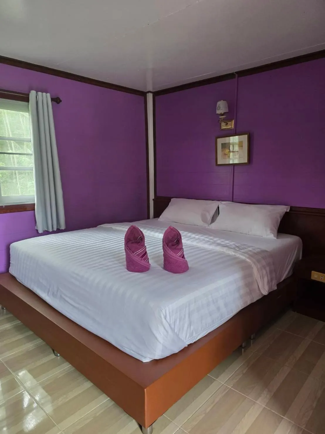 Bed in Haad Somboon House