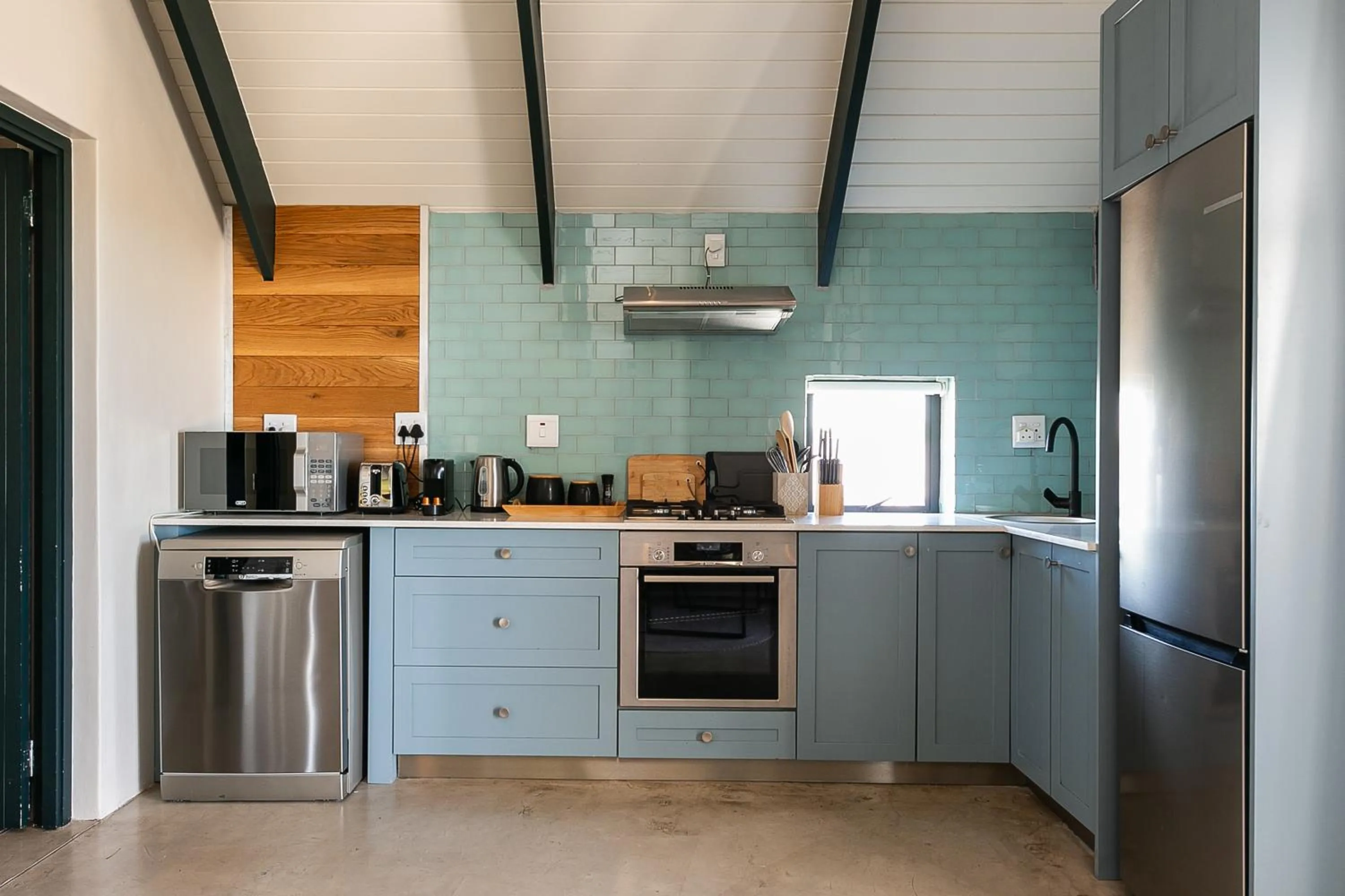 Coffee/tea facilities in Abalone Hotel & Villas