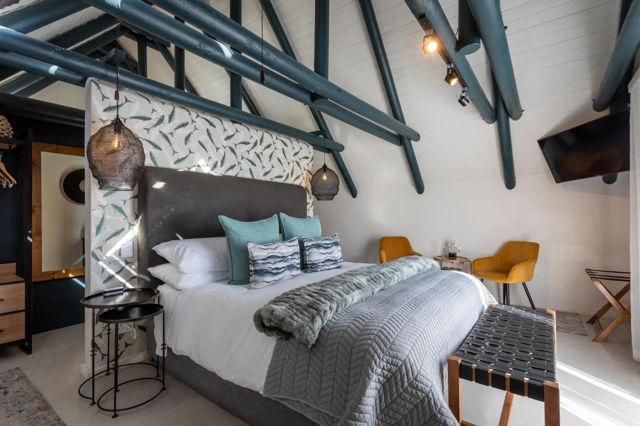 Bed in Abalone Hotel & Villas