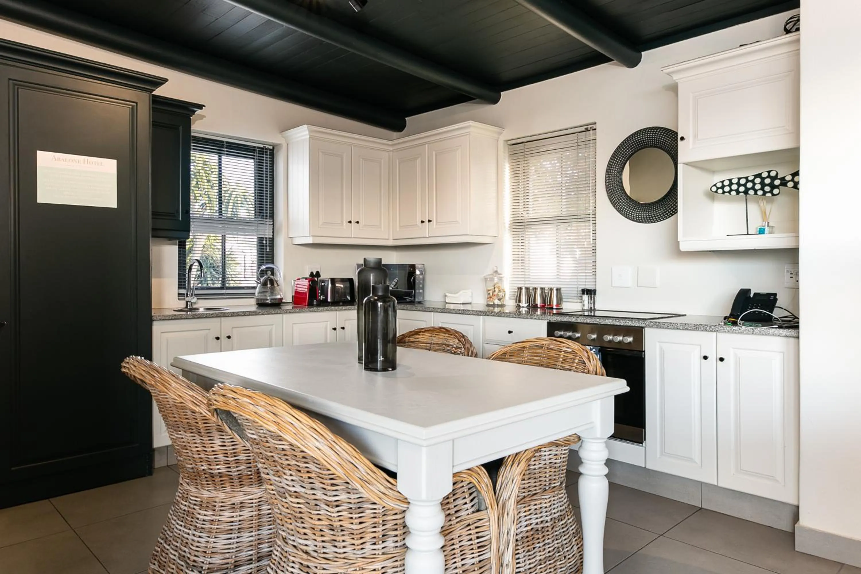 Dining area in Abalone Hotel & Villas