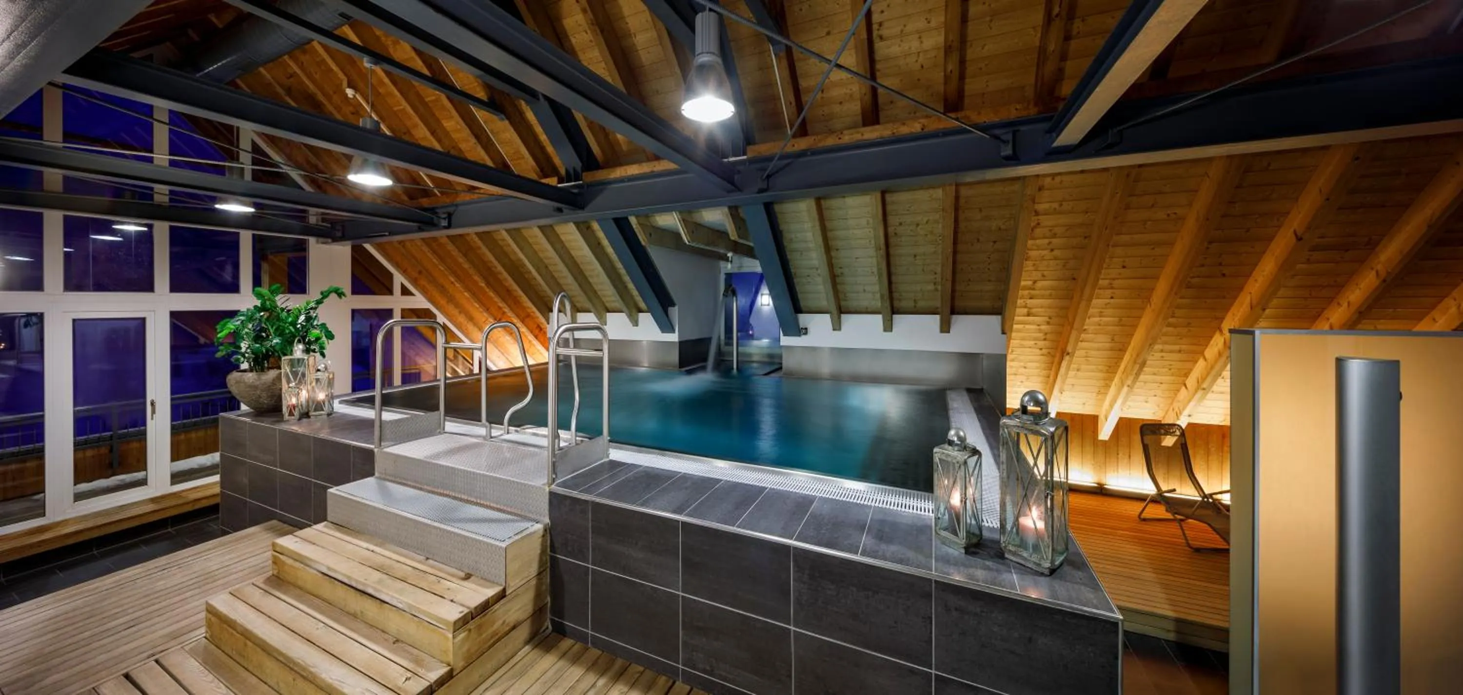 Pool view in Hotel Hirschen Wildhaus