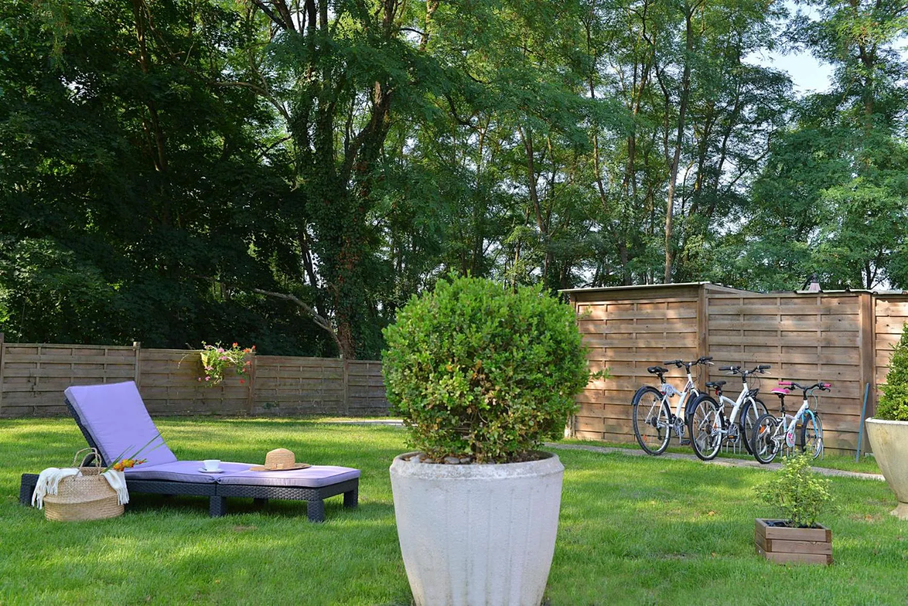 Garden in Logis Hotel Le Prieure