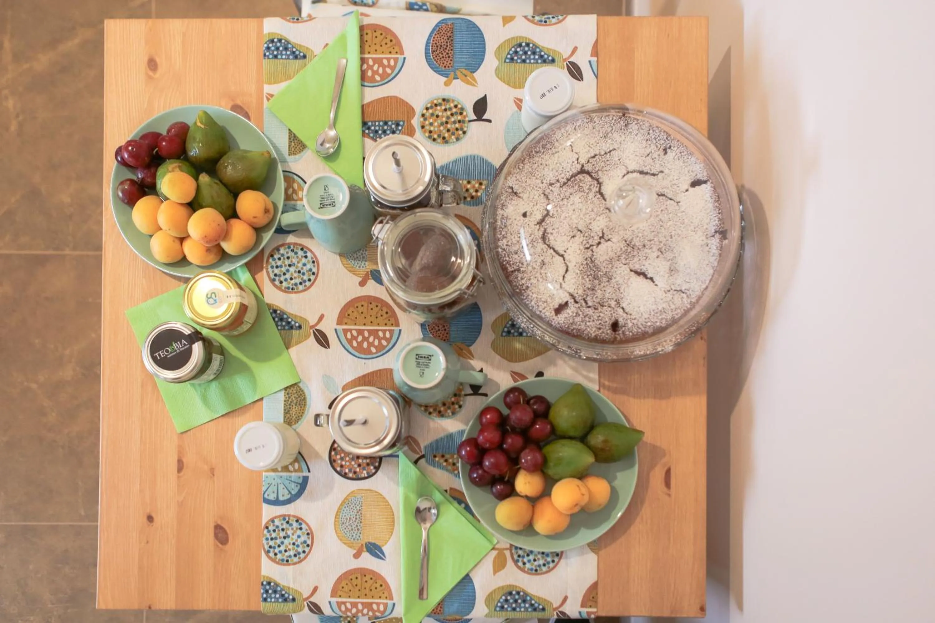 Food and drinks in Casa Riccardo Urban B&Bio