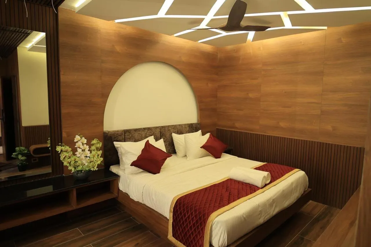 Bedroom, Bed in HOTEL THIRD EYE by RAMANA TOWERS