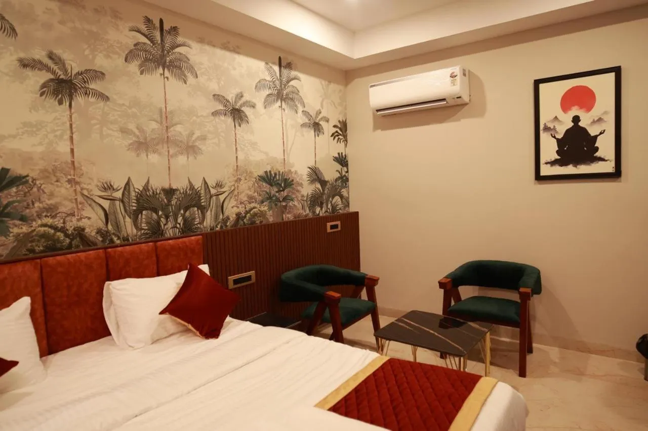 Bed in HOTEL THIRD EYE by RAMANA TOWERS