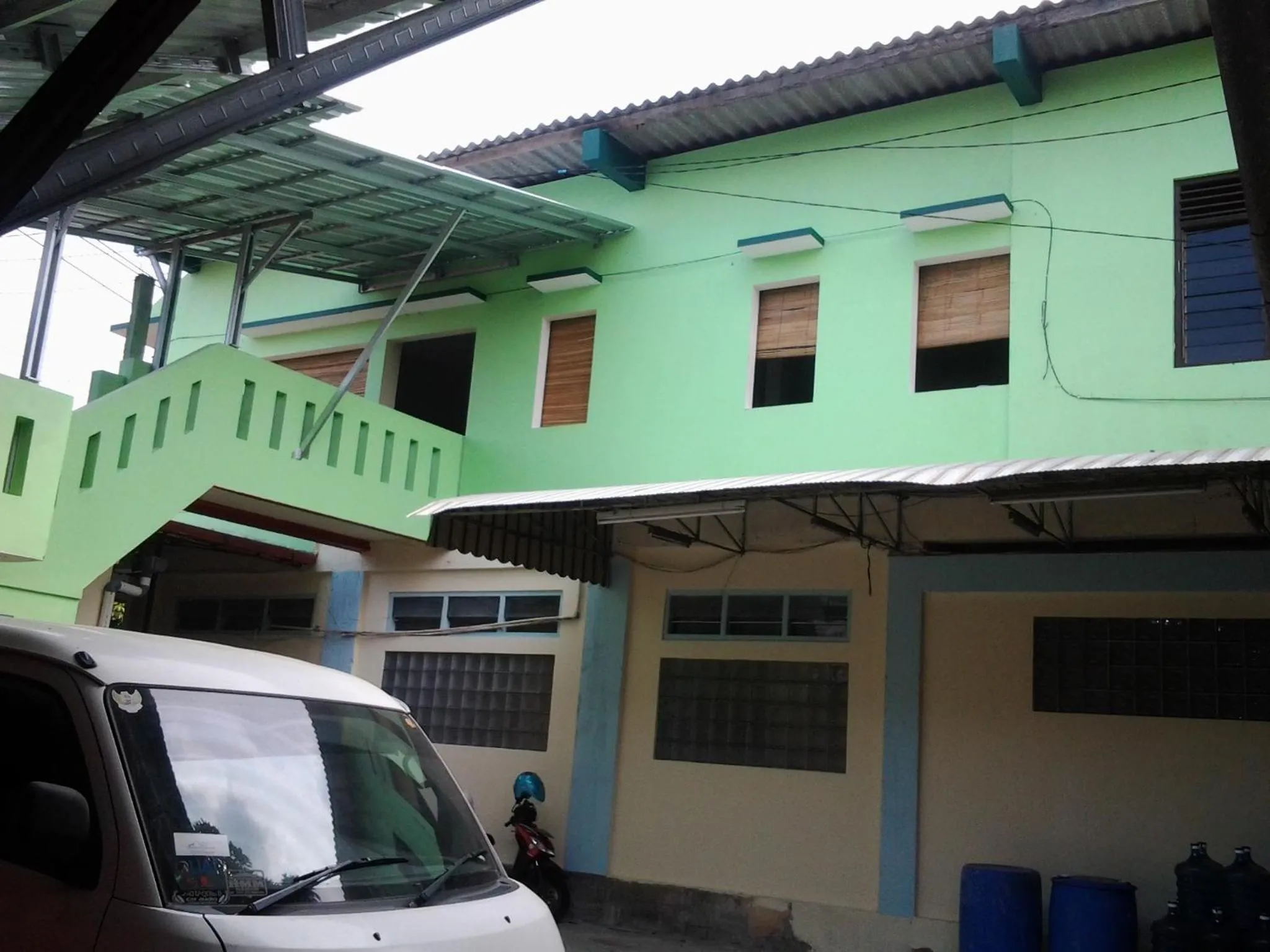 Property building in Tiga Dua Homestay