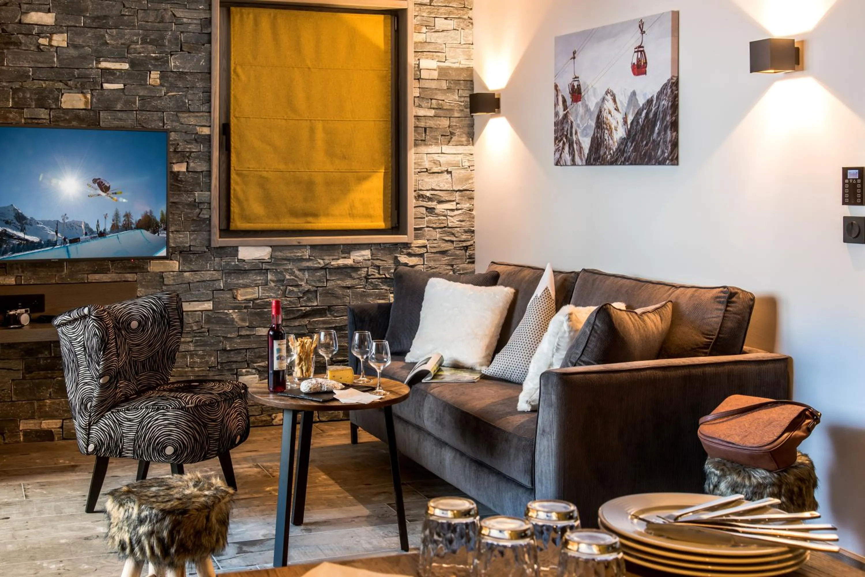 Living room in Montana Lodge