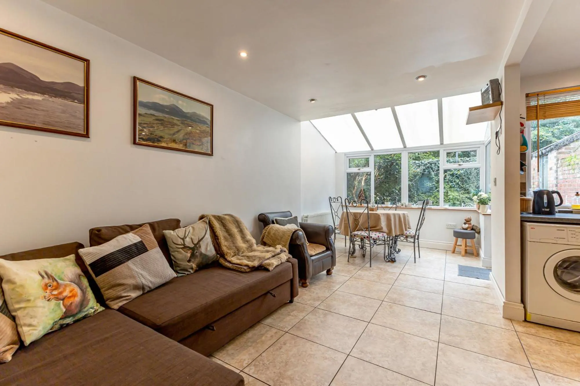 Kitchen or kitchenette in Priest Bridge Cottage