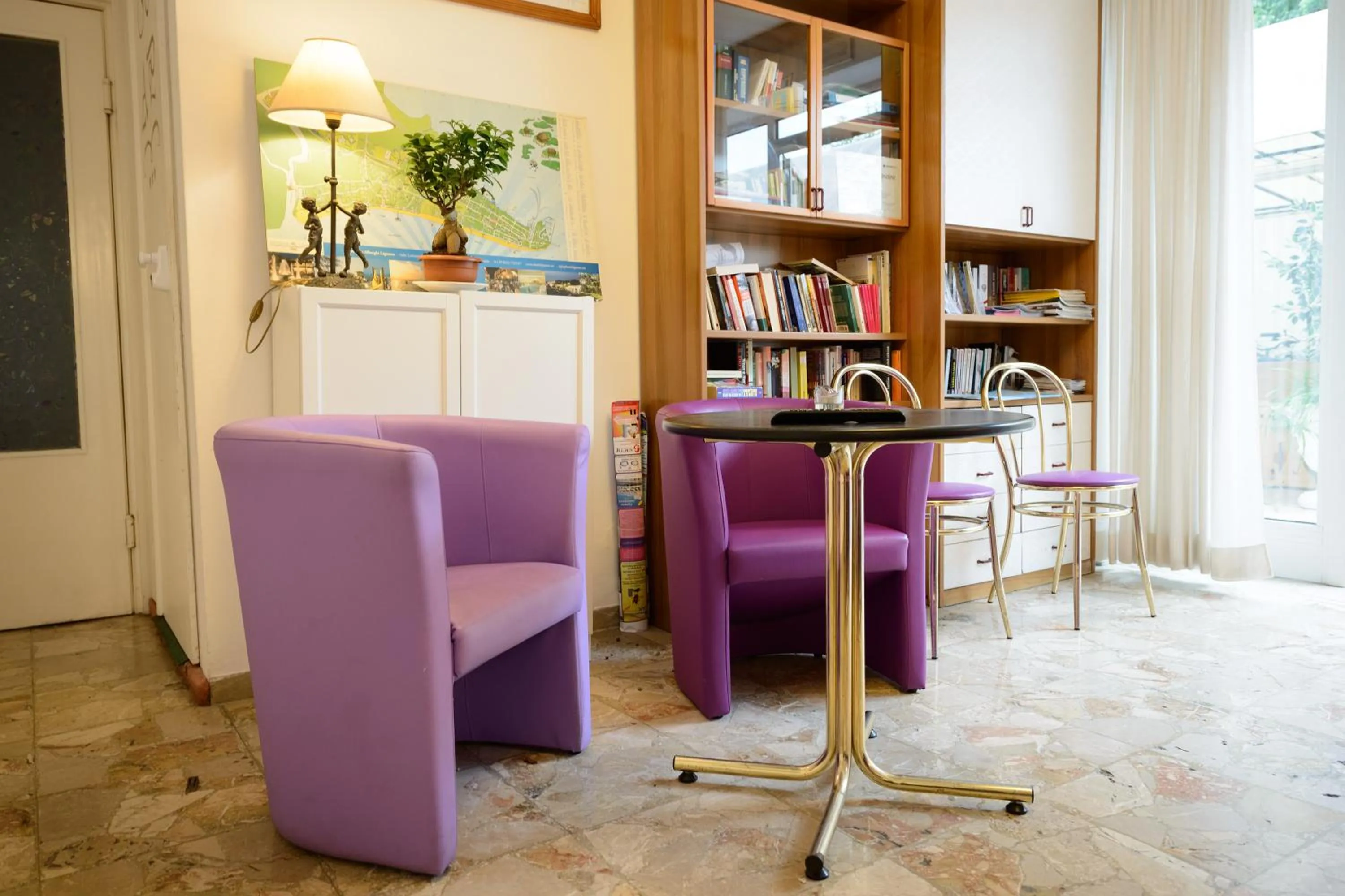 Communal lounge/ TV room in Hotel Al ponte